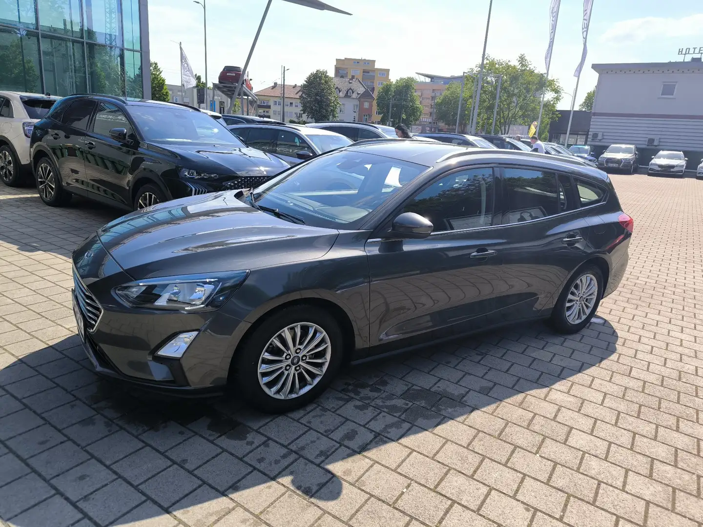 Ford Focus SW 1.5 EcoBlue 120 S&S BVA8 Titanium - 2