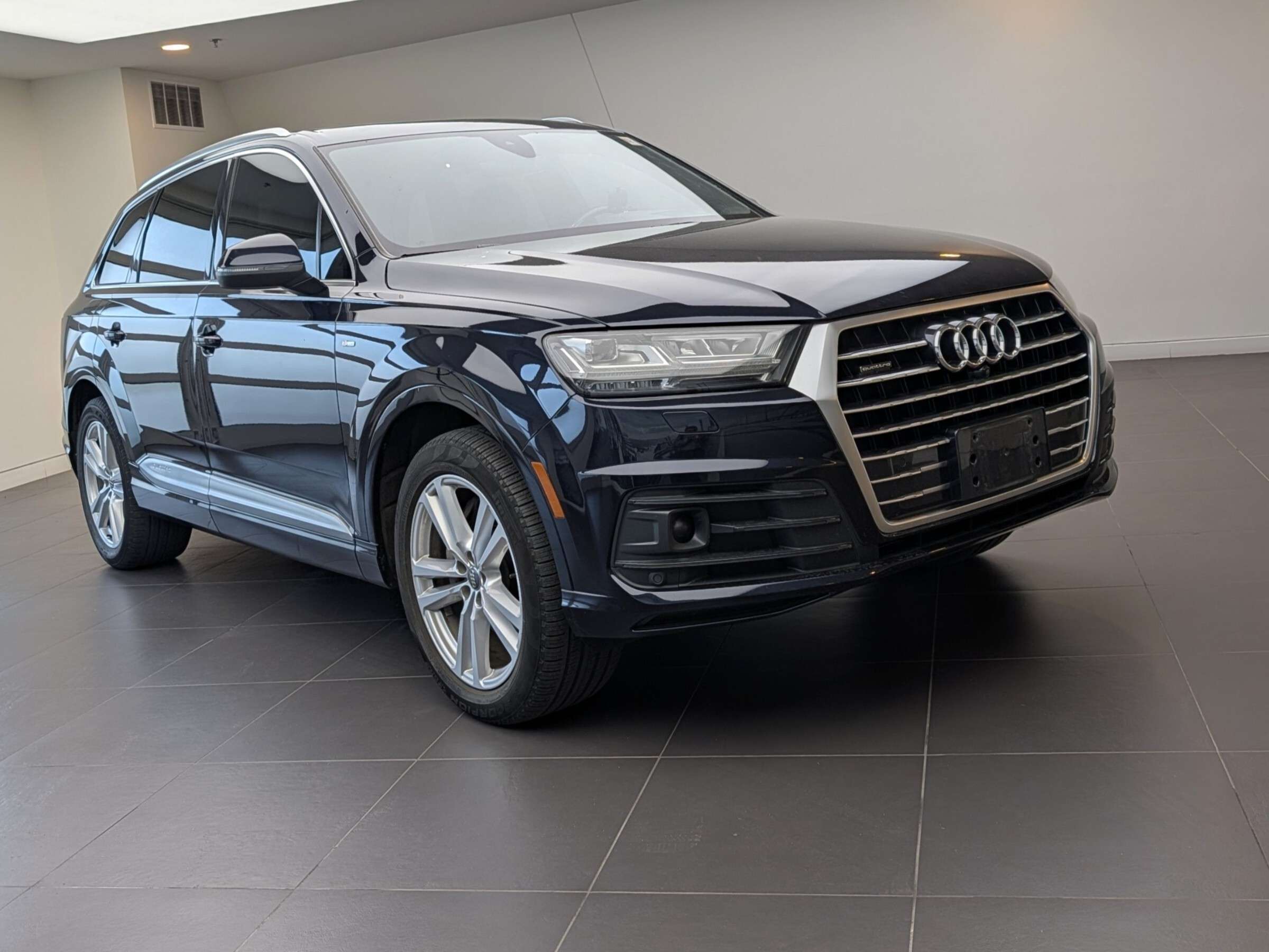 2017 Audi Q7 Technik Quattro | AS IS | Driver Assistance Plus