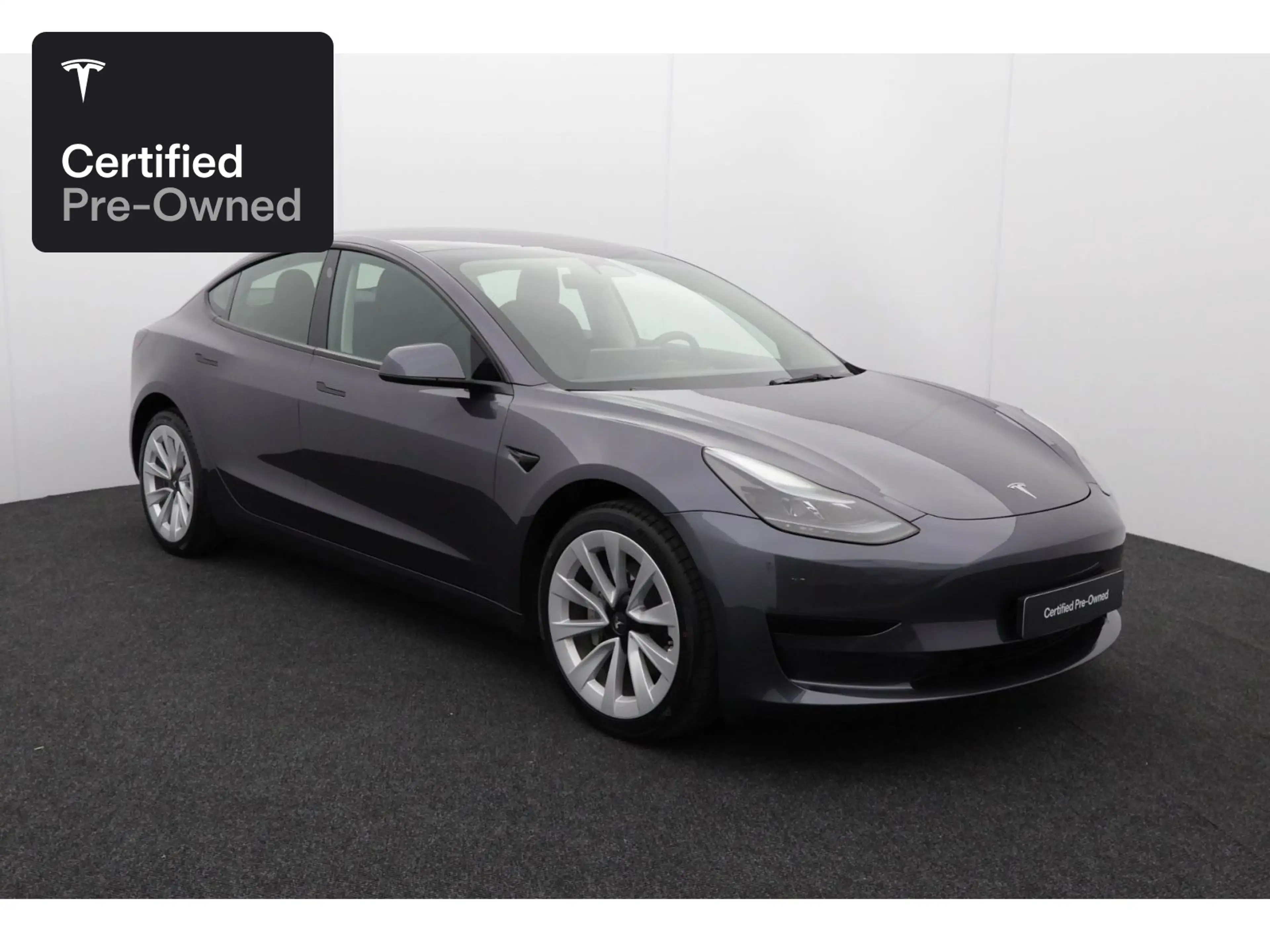 Tesla Model 3 Rear-Wheel Drive “Certified Pre-Owned” — photo 3