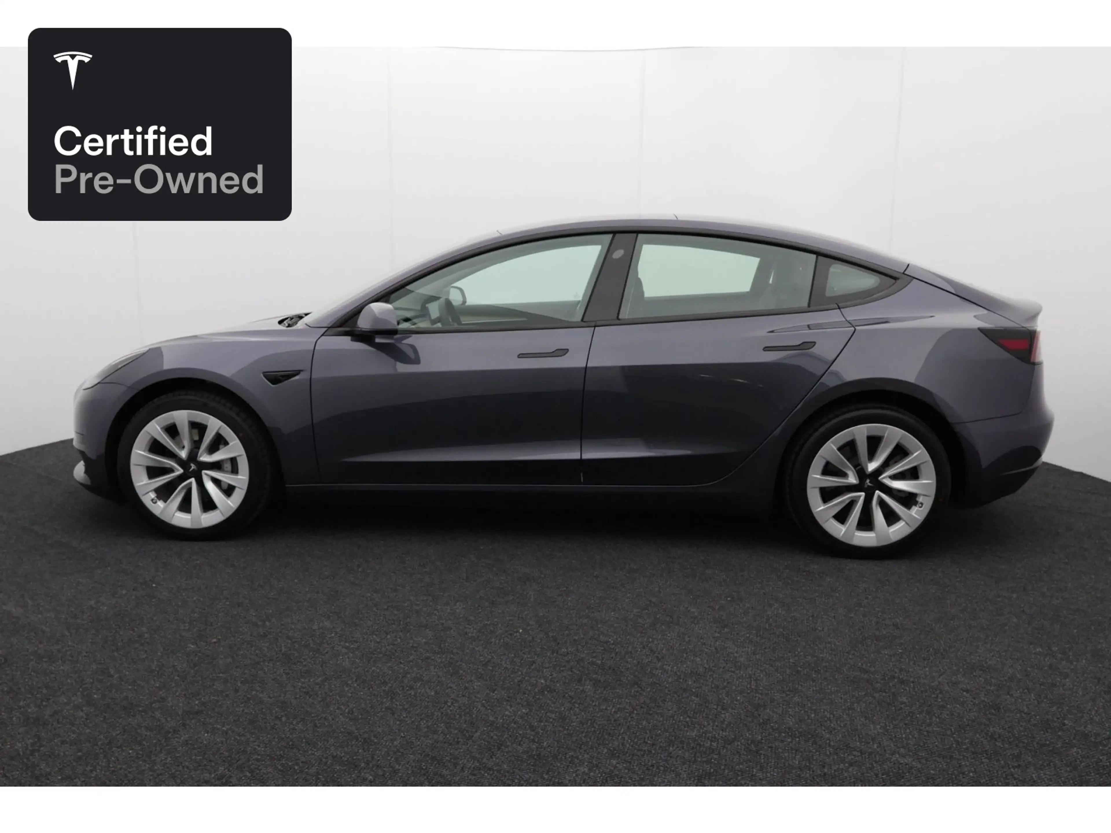 Tesla Model 3 Rear-Wheel Drive “Certified Pre-Owned” — photo 5