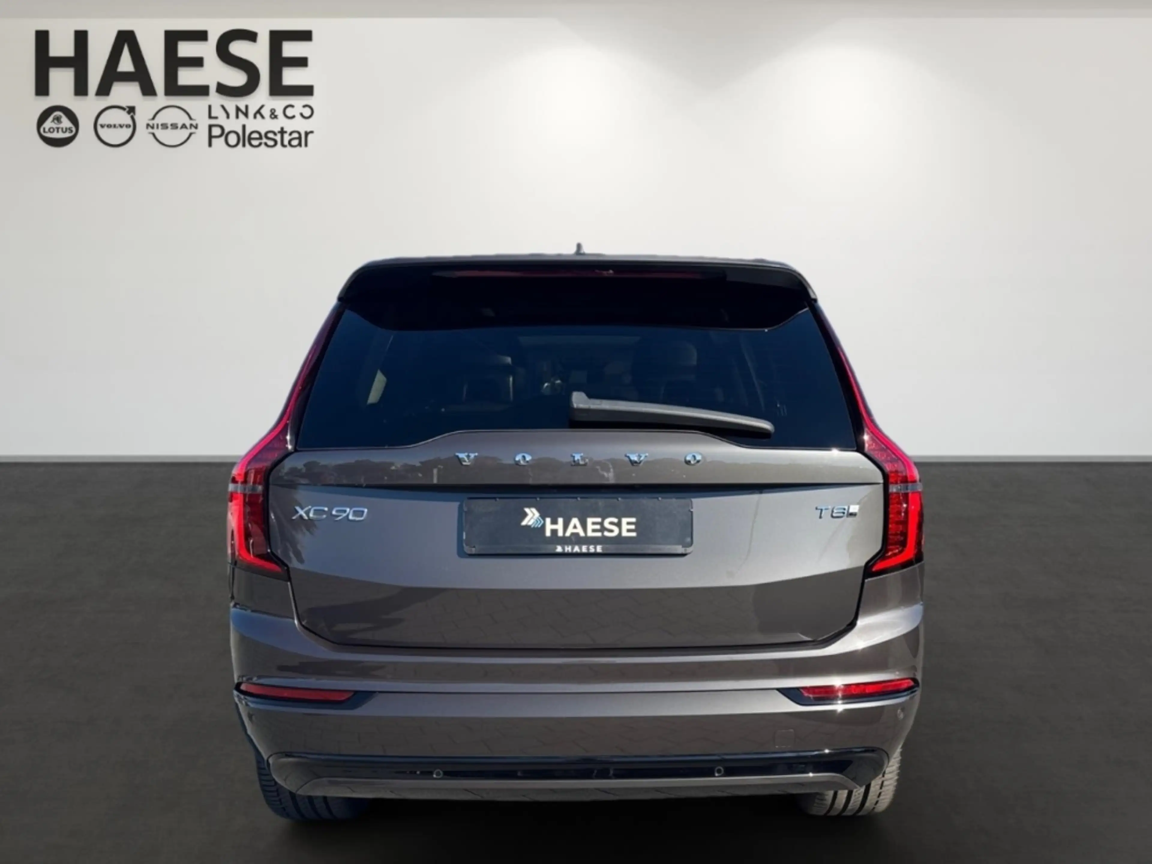 Volvo XC90 T8 Plus Dark Plug-In Hybrid AWD 7-Sitzer HUD Stand — photo 6