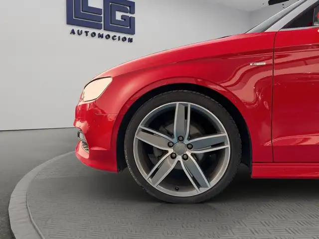 Audi A3 view 9