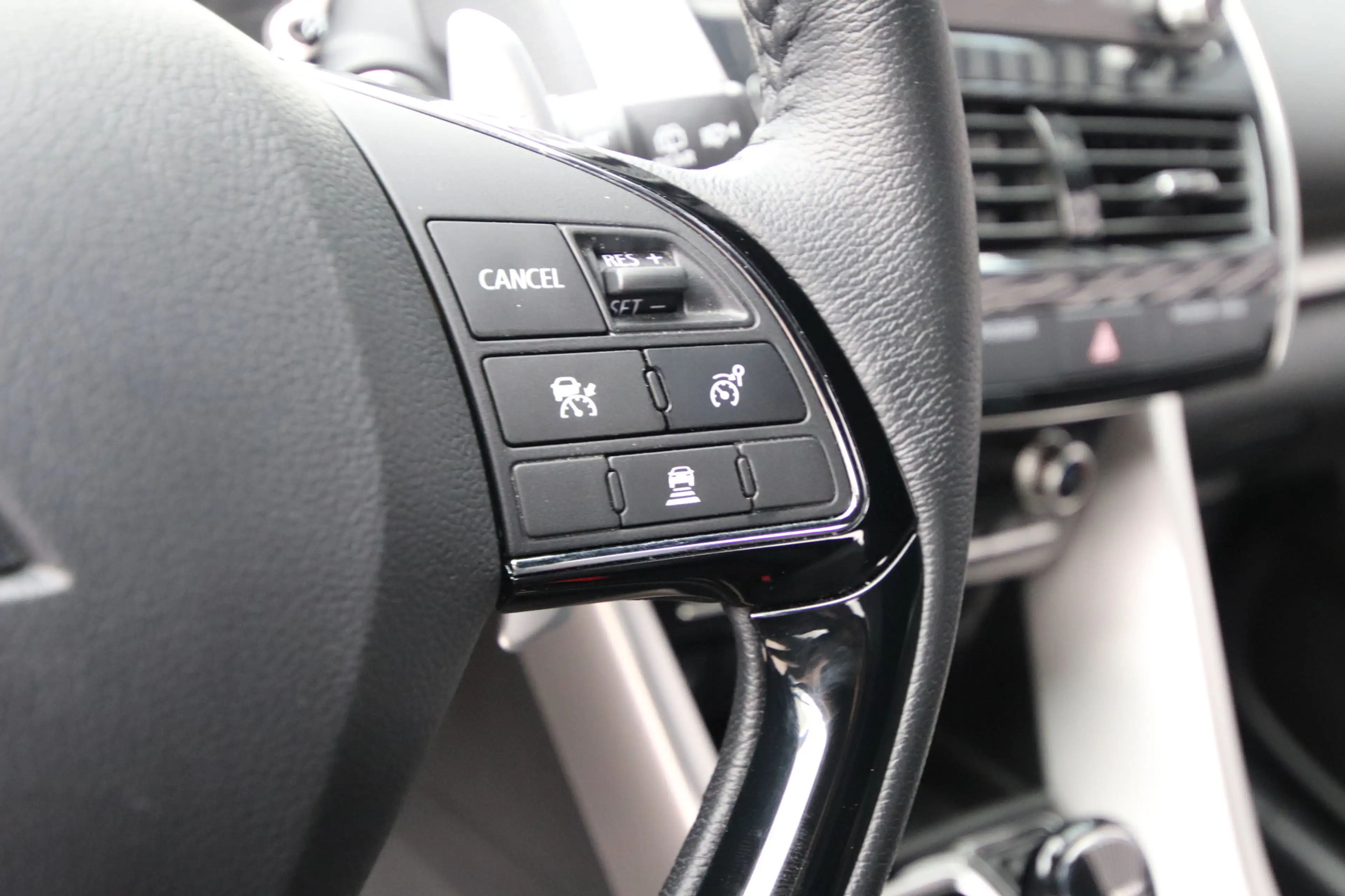 Mitsubishi Eclipse Cross 2.4 PHEV Executive 360° camera, Adaptive Cruise, é — photo 7