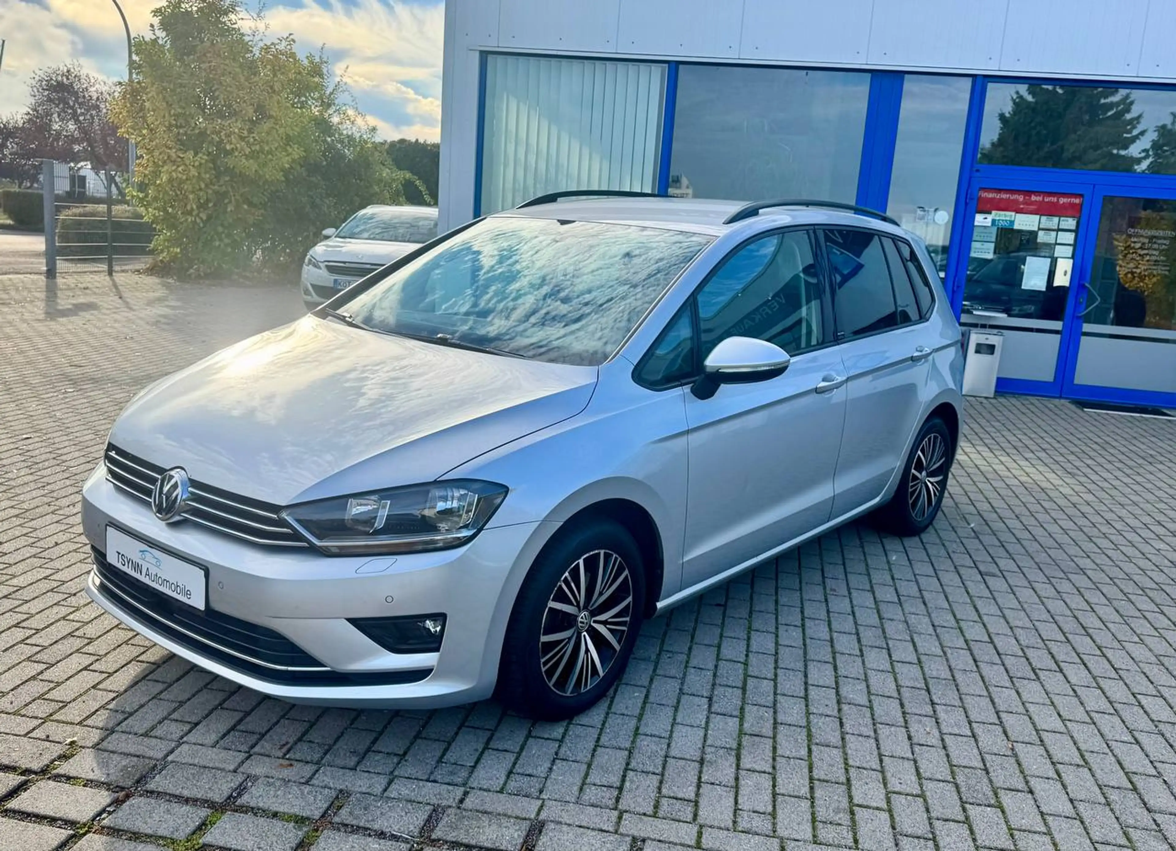 Volkswagen Golf VII Sportsvan 1.6 TDI  Allstar — photo 3