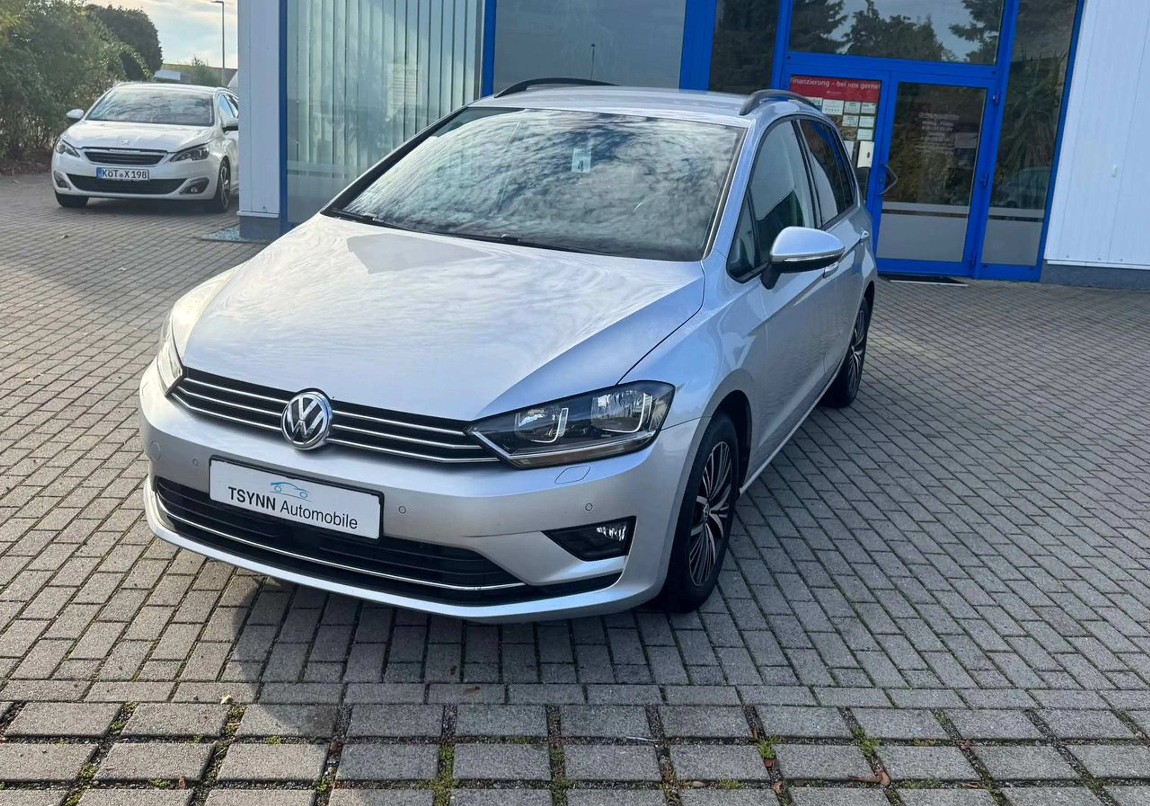 Volkswagen Golf VII Sportsvan 1.6 TDI  Allstar — photo 2