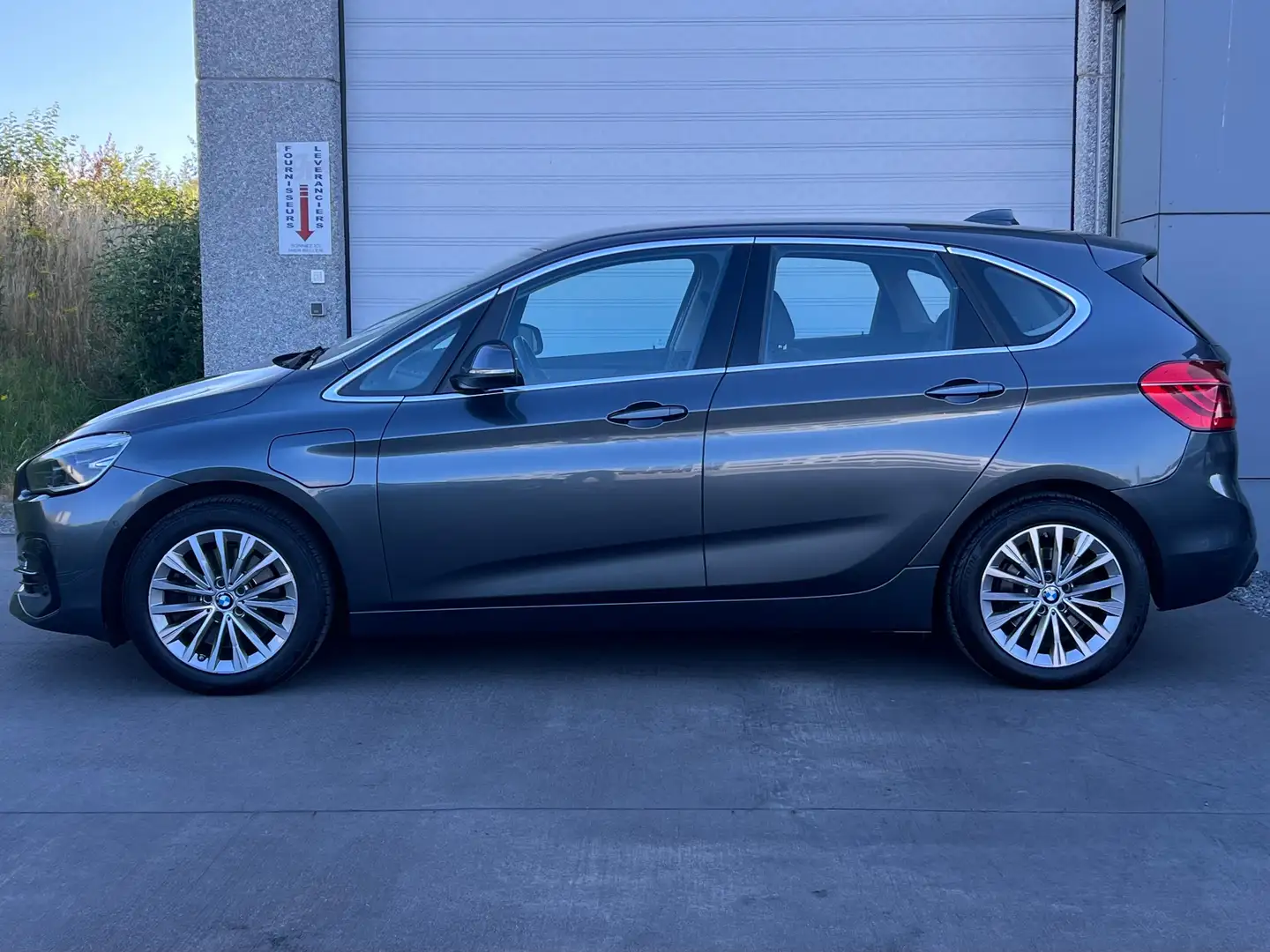 BMW 225 Active Tourer PHEV iPerformance OPF Noir - 2