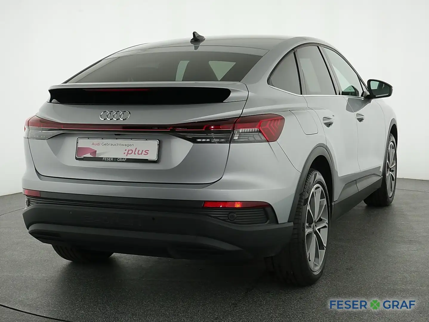 Audi Q4 e-tron Sportback 45 e-tron LED/Navi/ACC/AHK/Sportsitze/20 Plateado - 2
