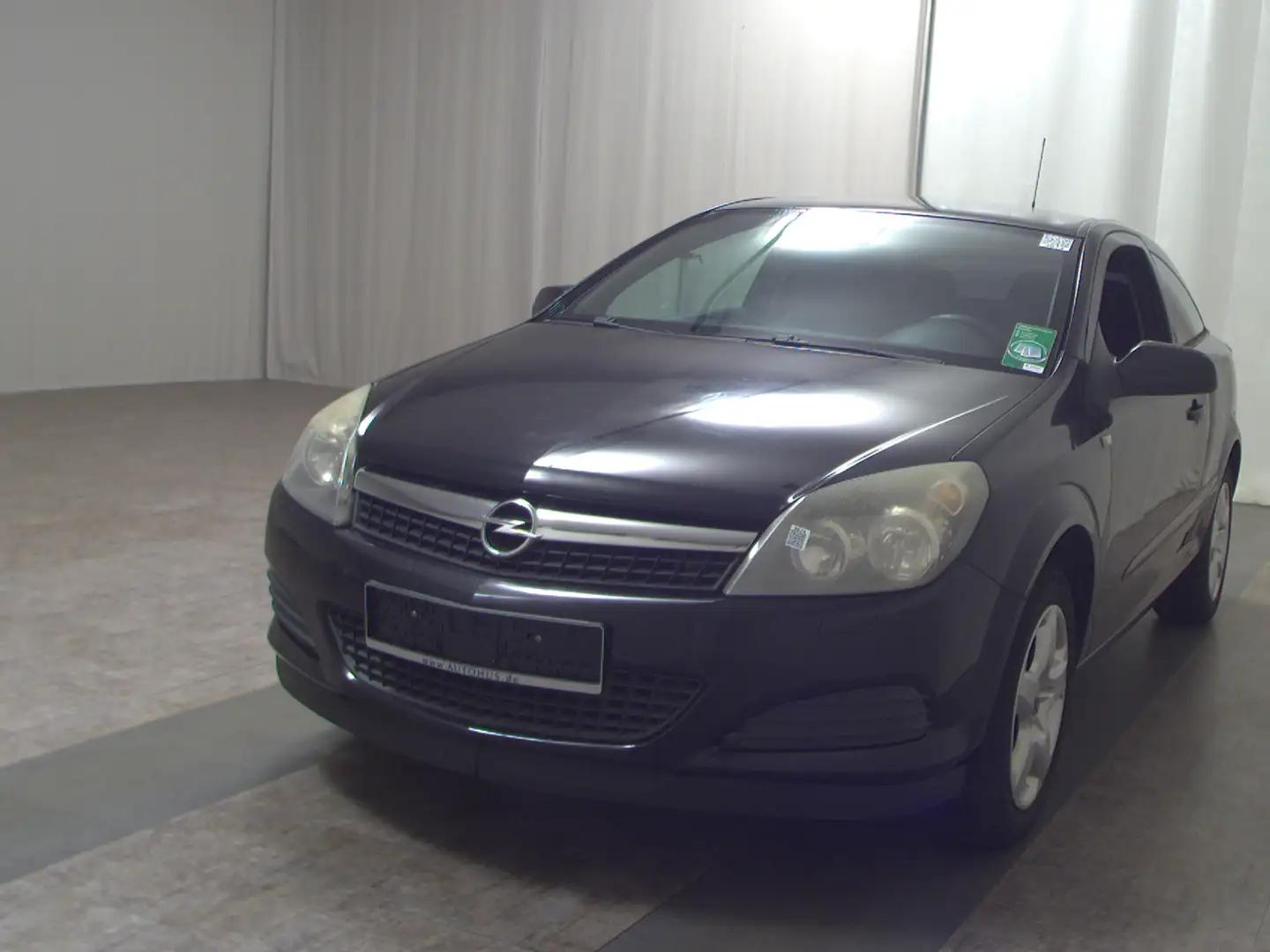 Opel Astra H GTC 1.4 Edition ParkAss Schwarz - 2
