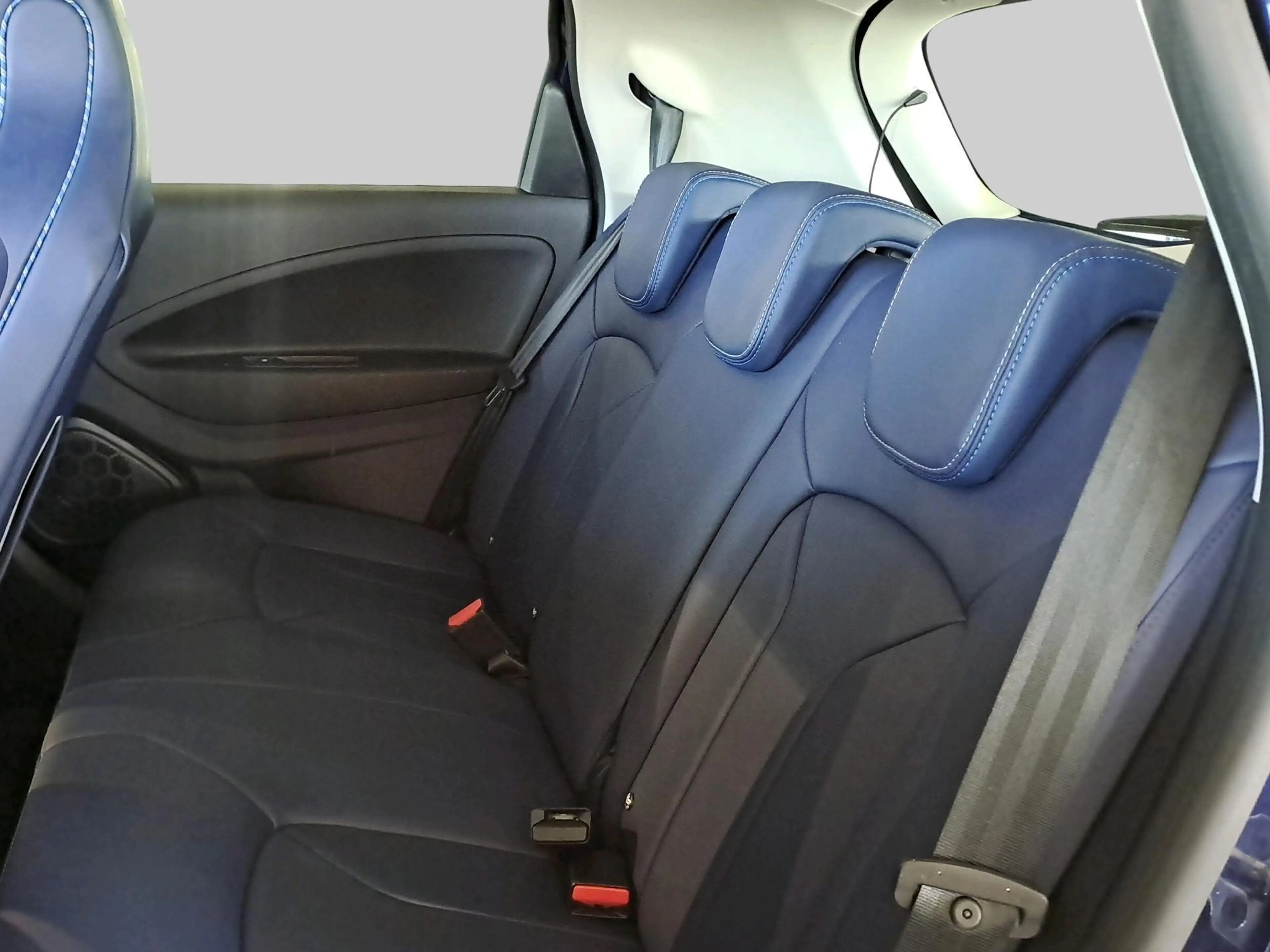 Renault ZOE R135 Serie Limitee Riviera 52 kWh|Koopaccu|Leren b — photo 6