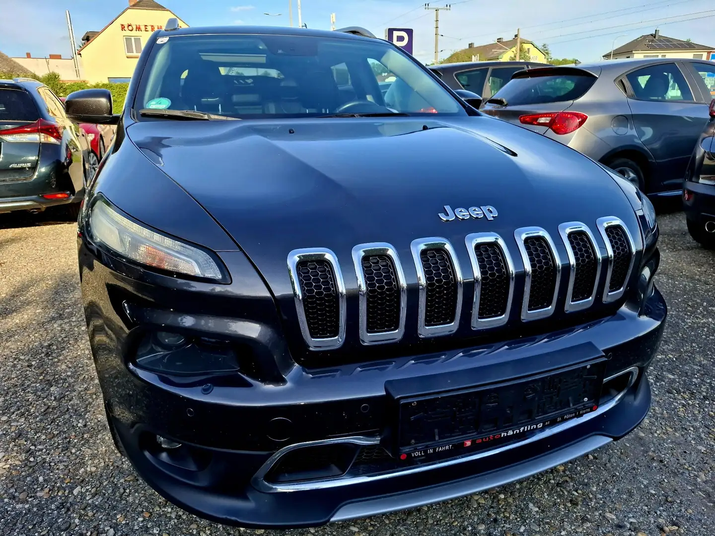 Jeep Cherokee Limited 4WD+Cam+Abstandstemp+Sitzkühl+Pano+Memory! Grau - 2