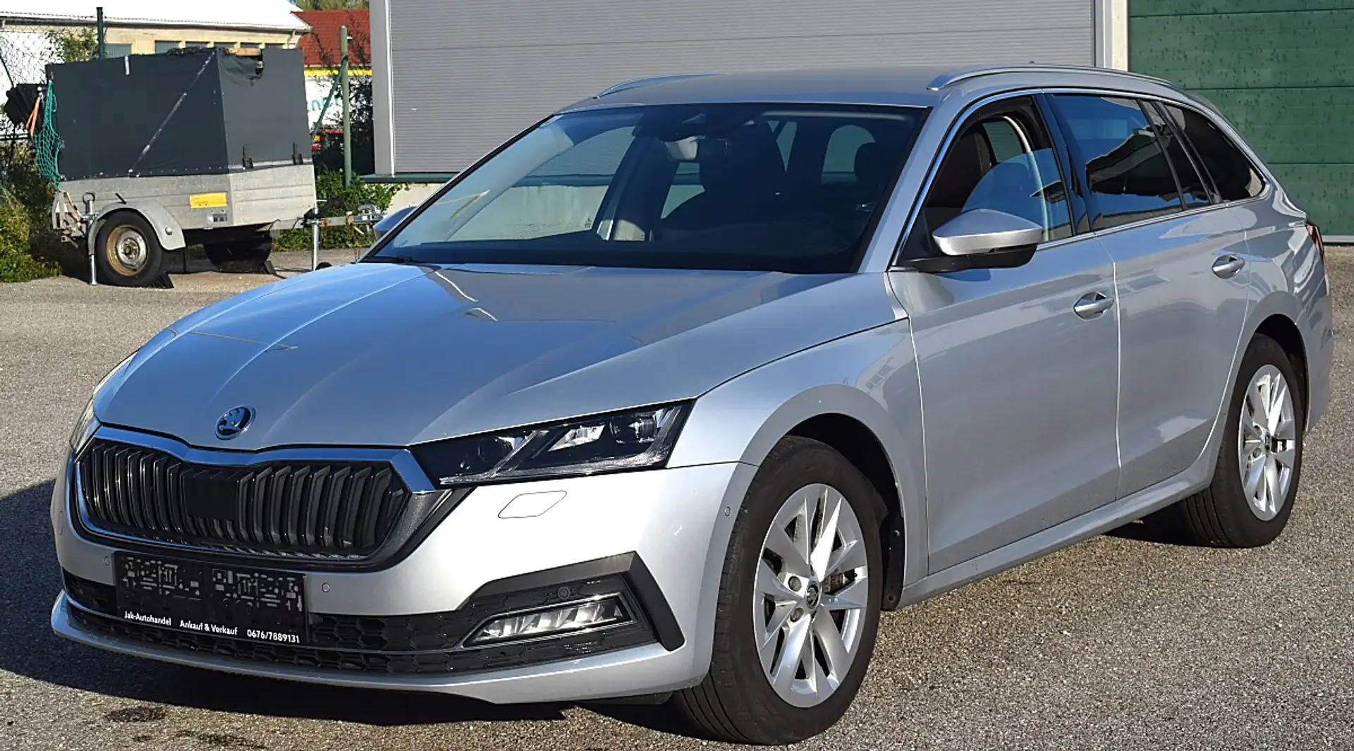 Skoda Octavia 2.0 TDI DPF Style 4x4 (EURO 6d) Silber - 1