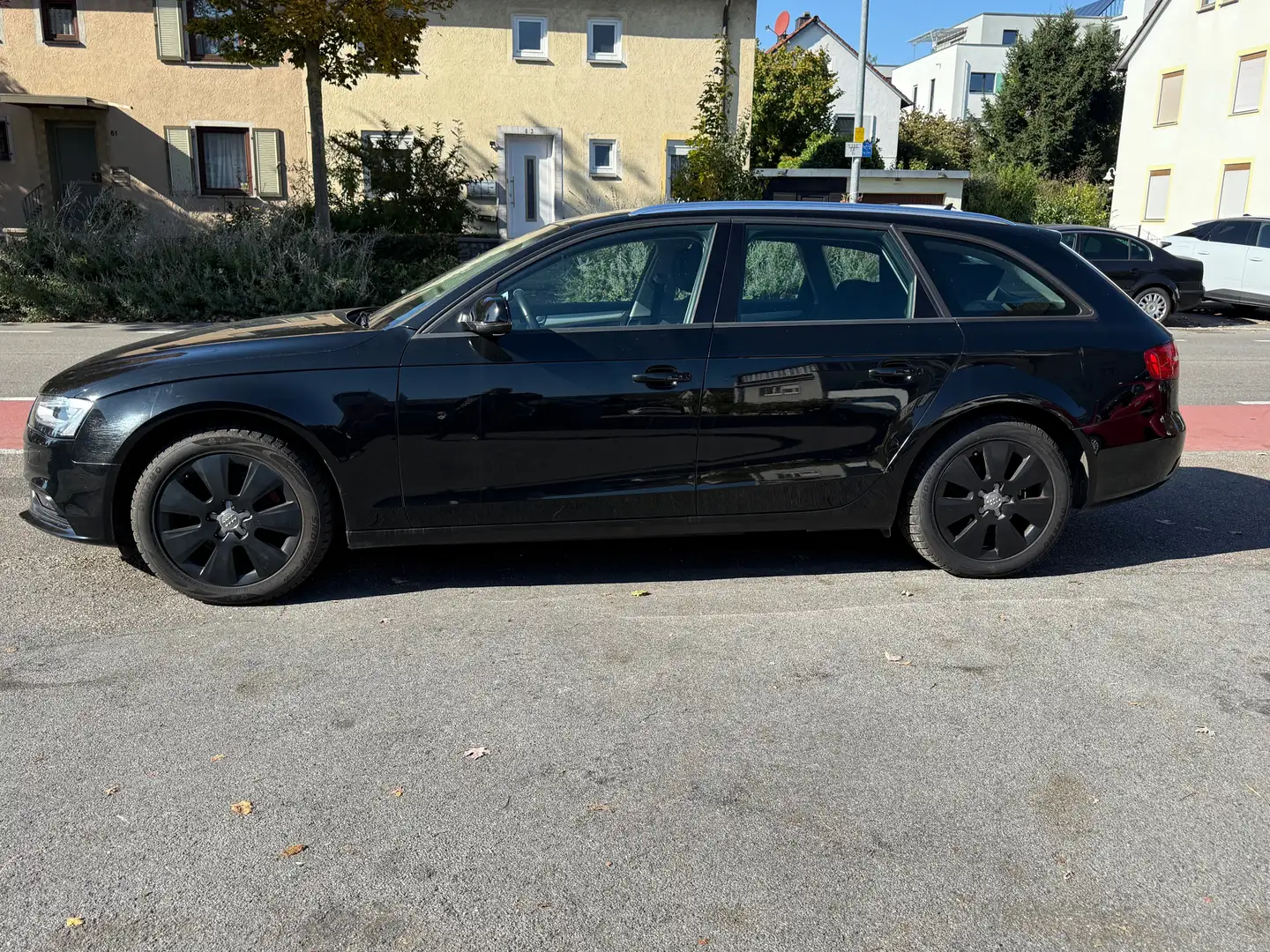Audi A4 2.0 Tdi/quattro/PDC/ALU-20 Zol/Bi-Xenon/Navi Schwarz - 2