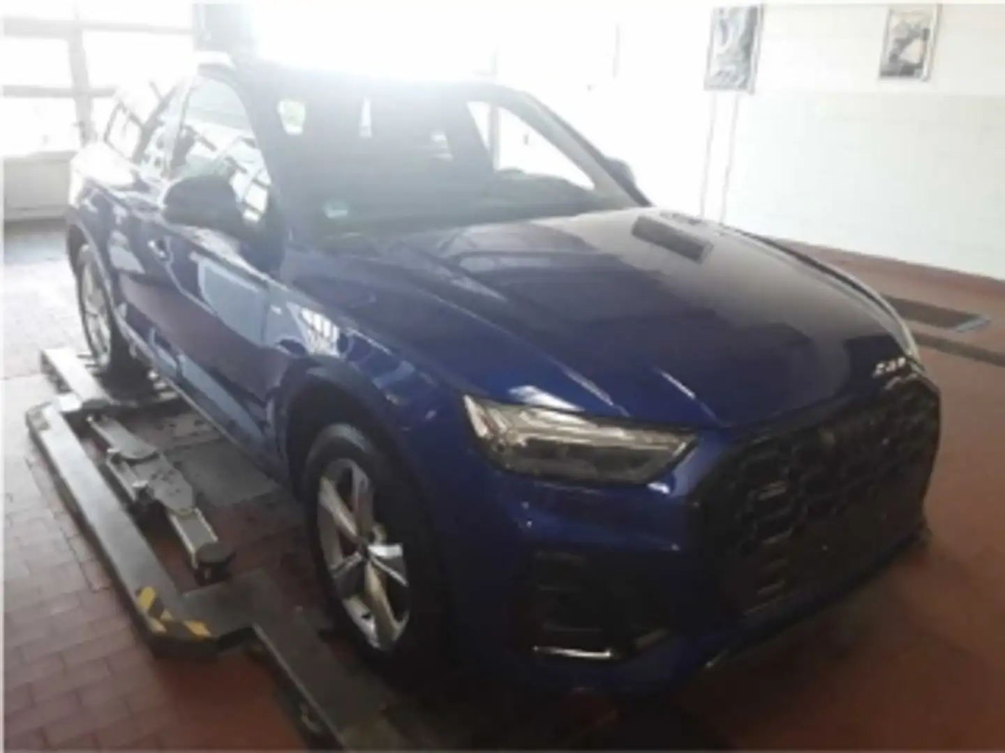 Audi Q5 55 2.0TFSIe quattro S line AHK/ACC/HUD/Matrix/Navi Blau - 2