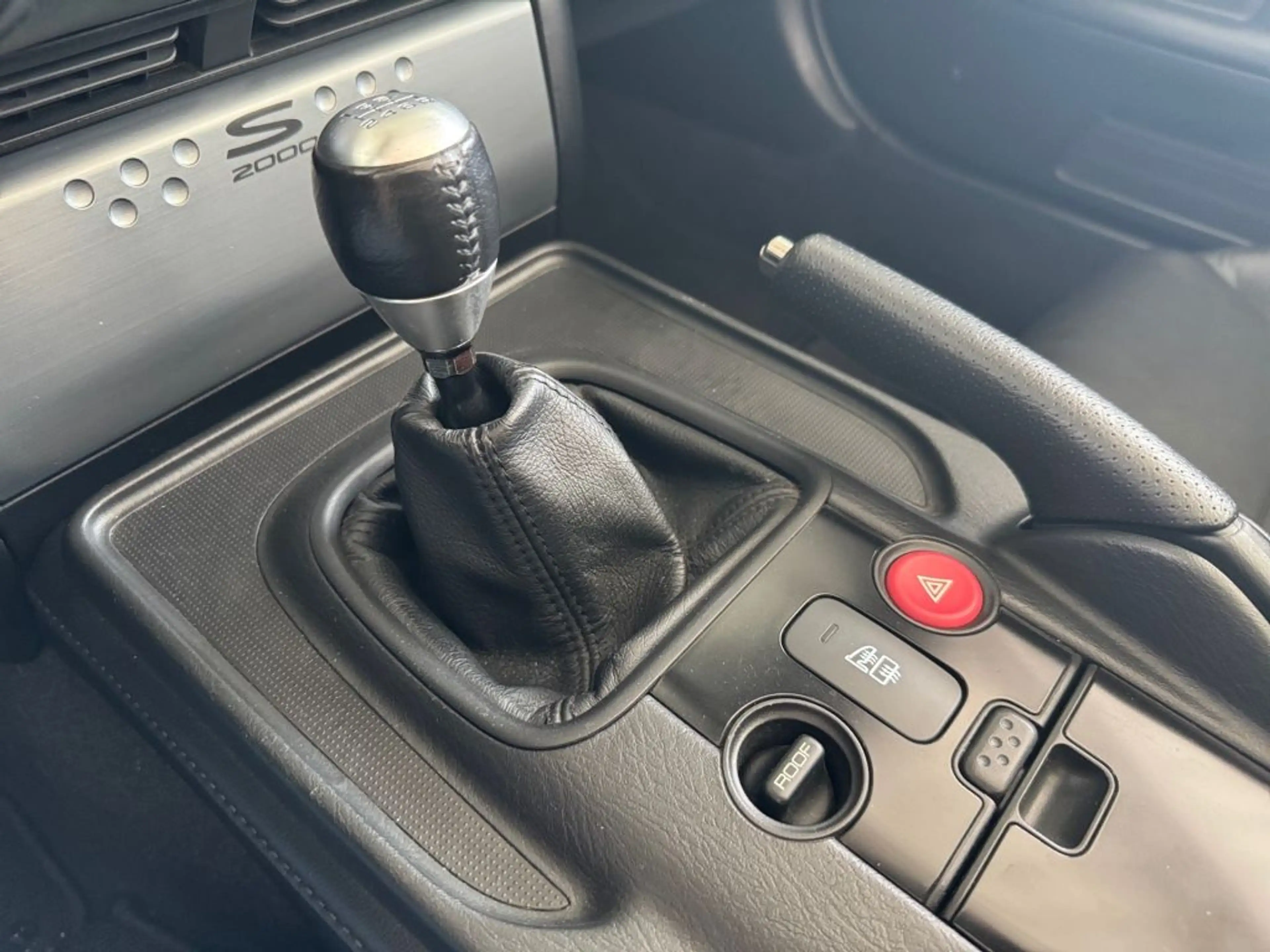 Honda S 2000 — photo 13
