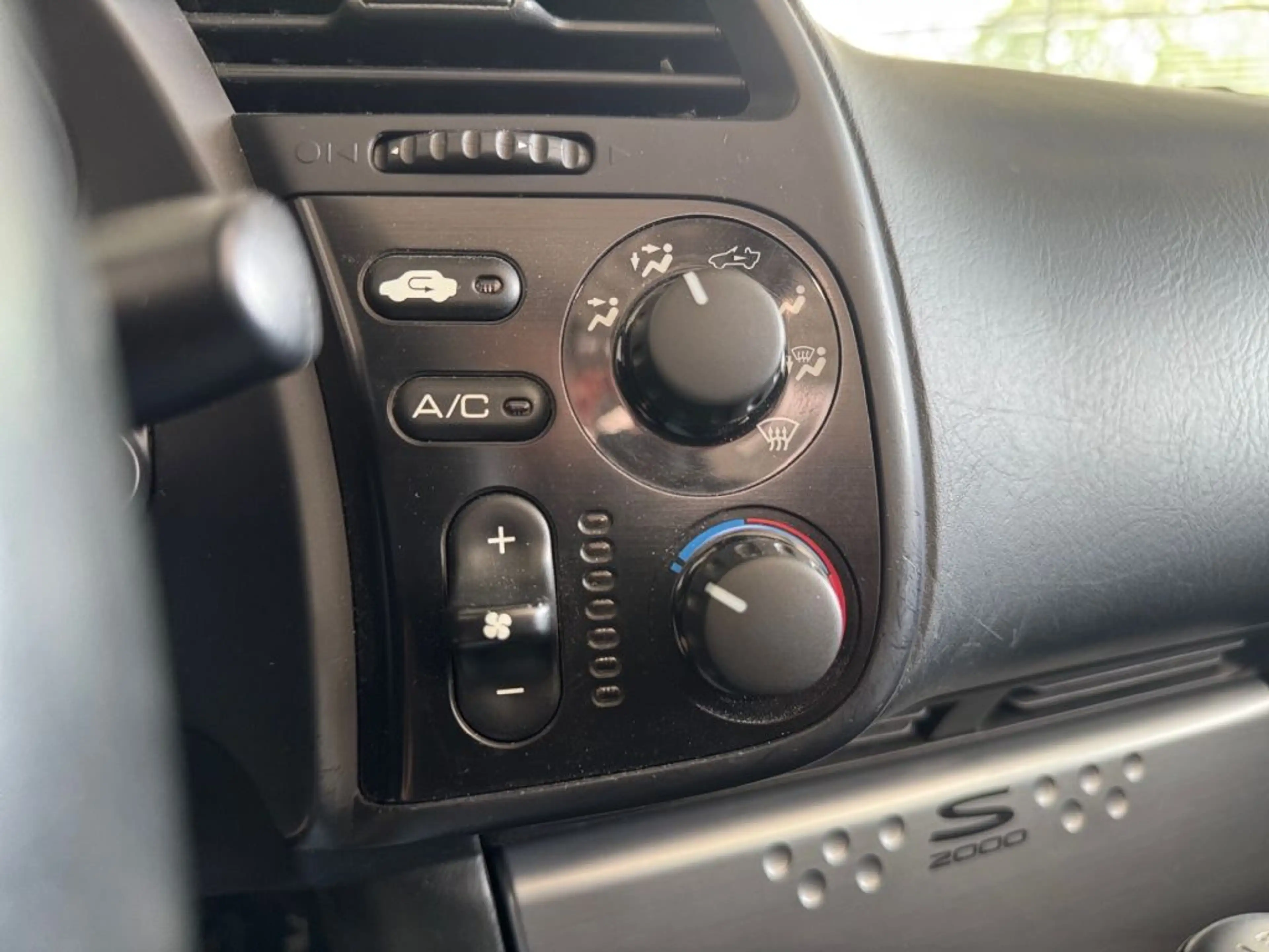 Honda S 2000 — photo 14