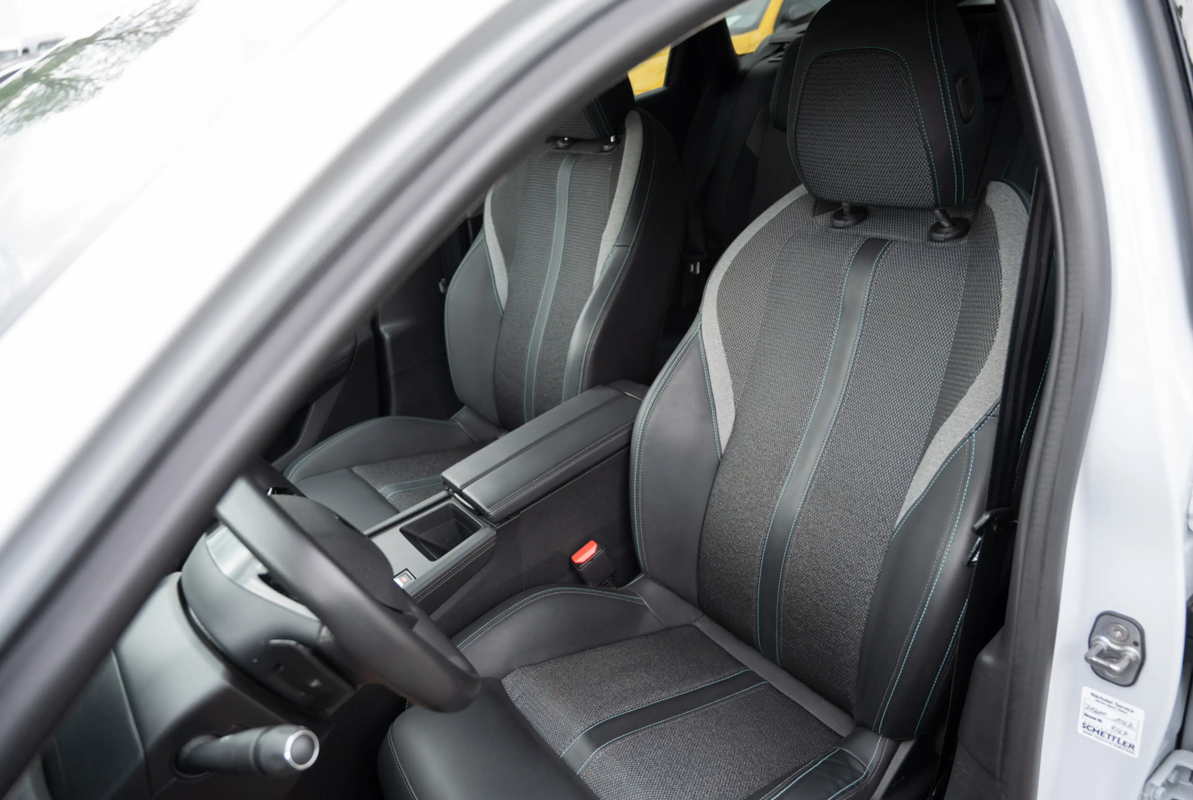 Peugeot 308 SW Allure 1.5 BlueHDi 130 EAT8 *KOMFORT-PAKET*WINTER-PAKET* — photo 6