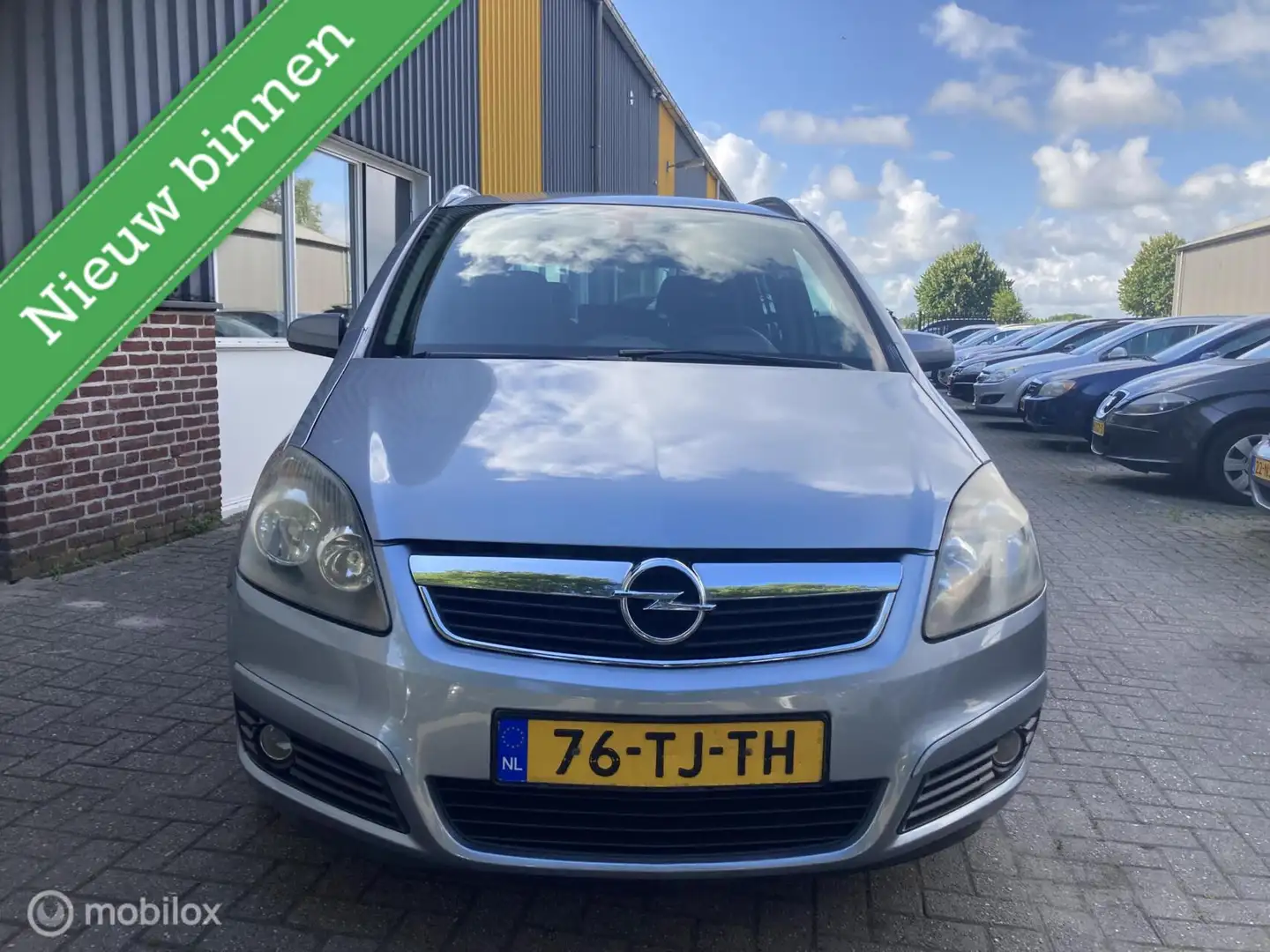 Opel Zafira 1.8 Executive NIEUWE KOPPELING! Grijs - 2