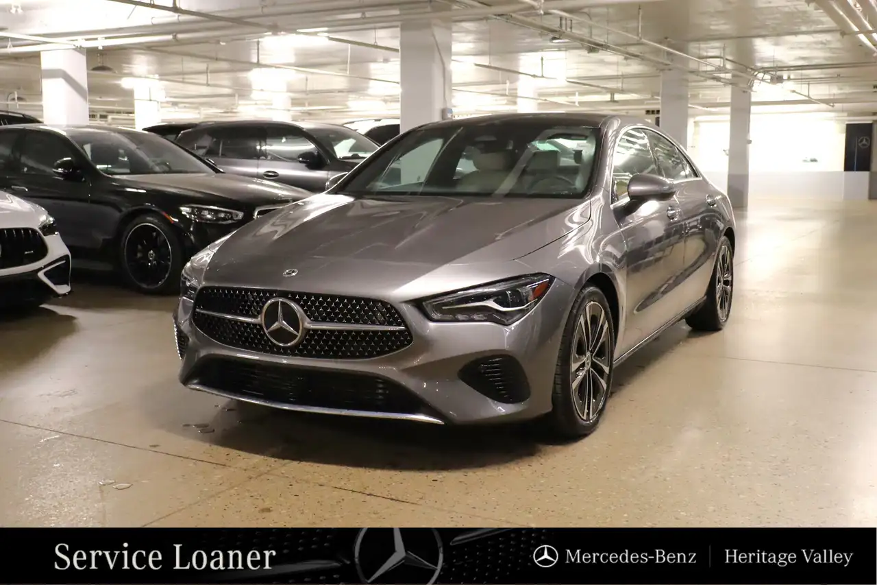 Mercedes-Benz CLA снимка Mercedes-Benz CLA