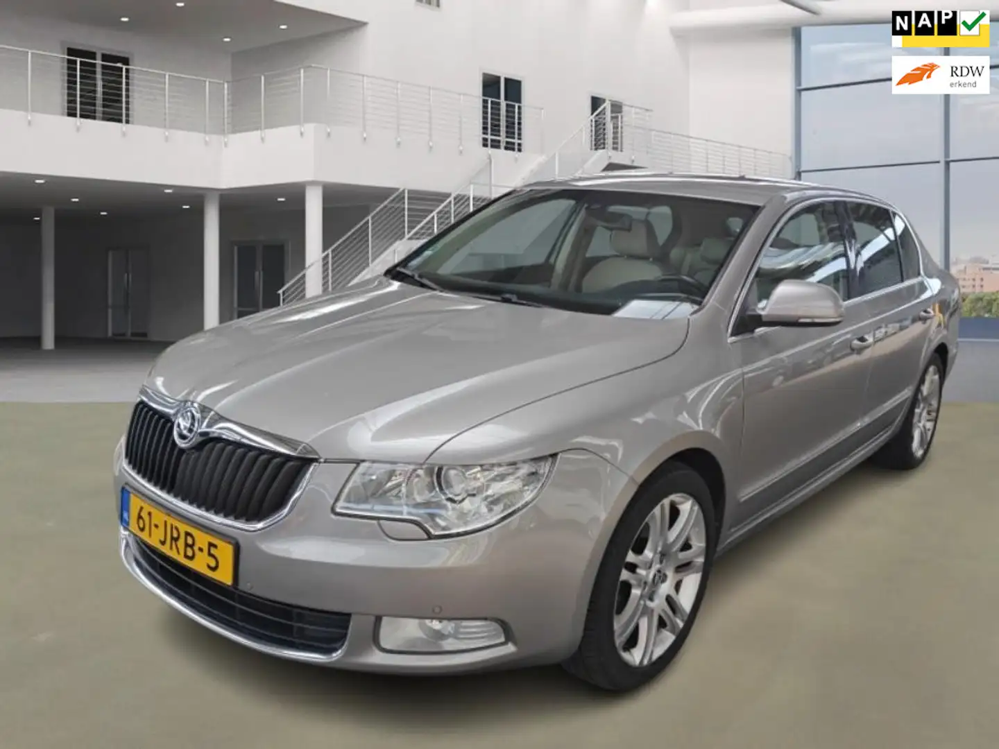 Skoda Superb 1.8 TSI Elegance Business Line|AUT|XENON|LEDER|SCH Beżowy - 1