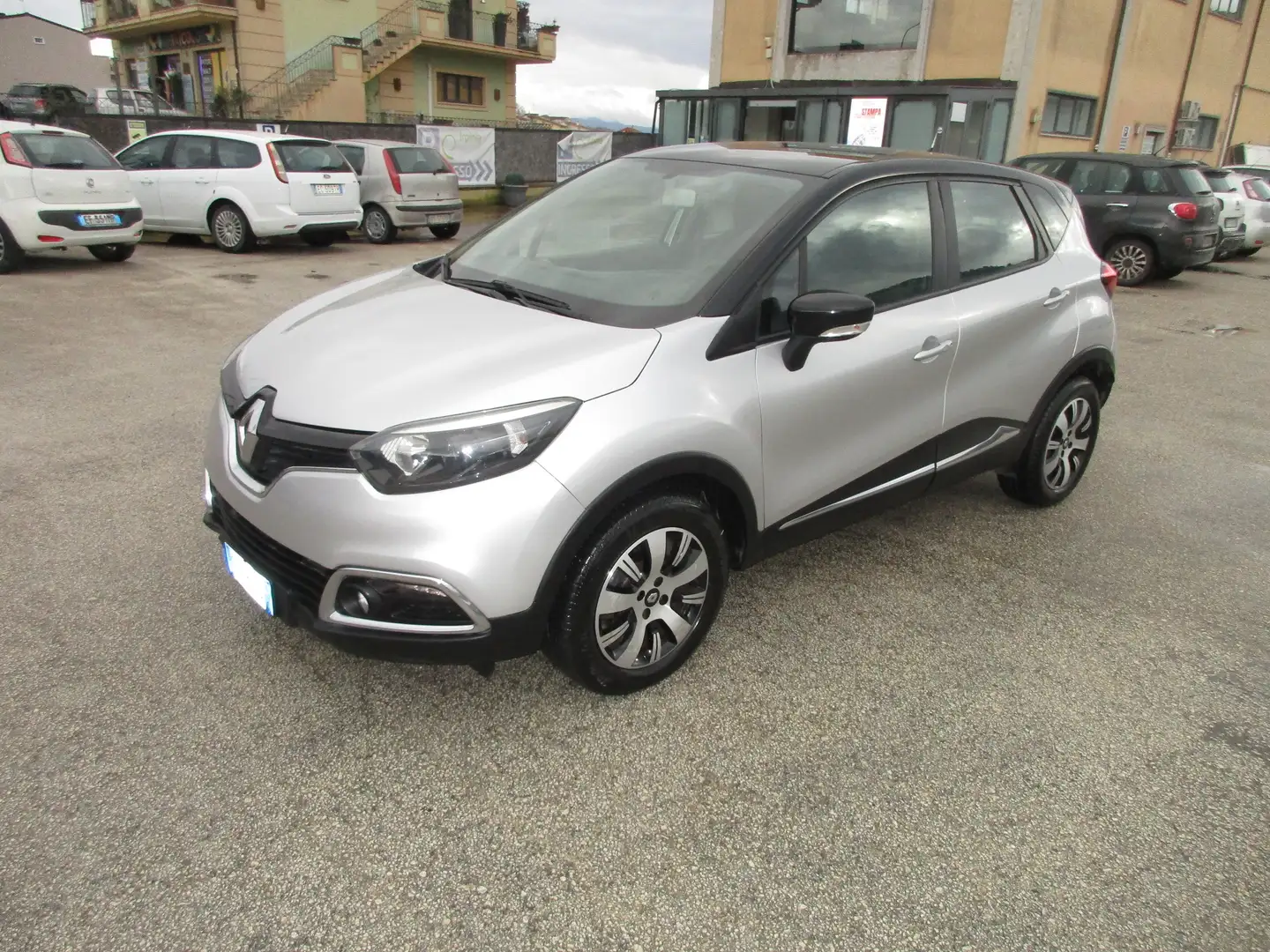Renault Captur 1.5 dci Zen (live) 90cv E6 FULL OPT GARANTITA Grigio - 1