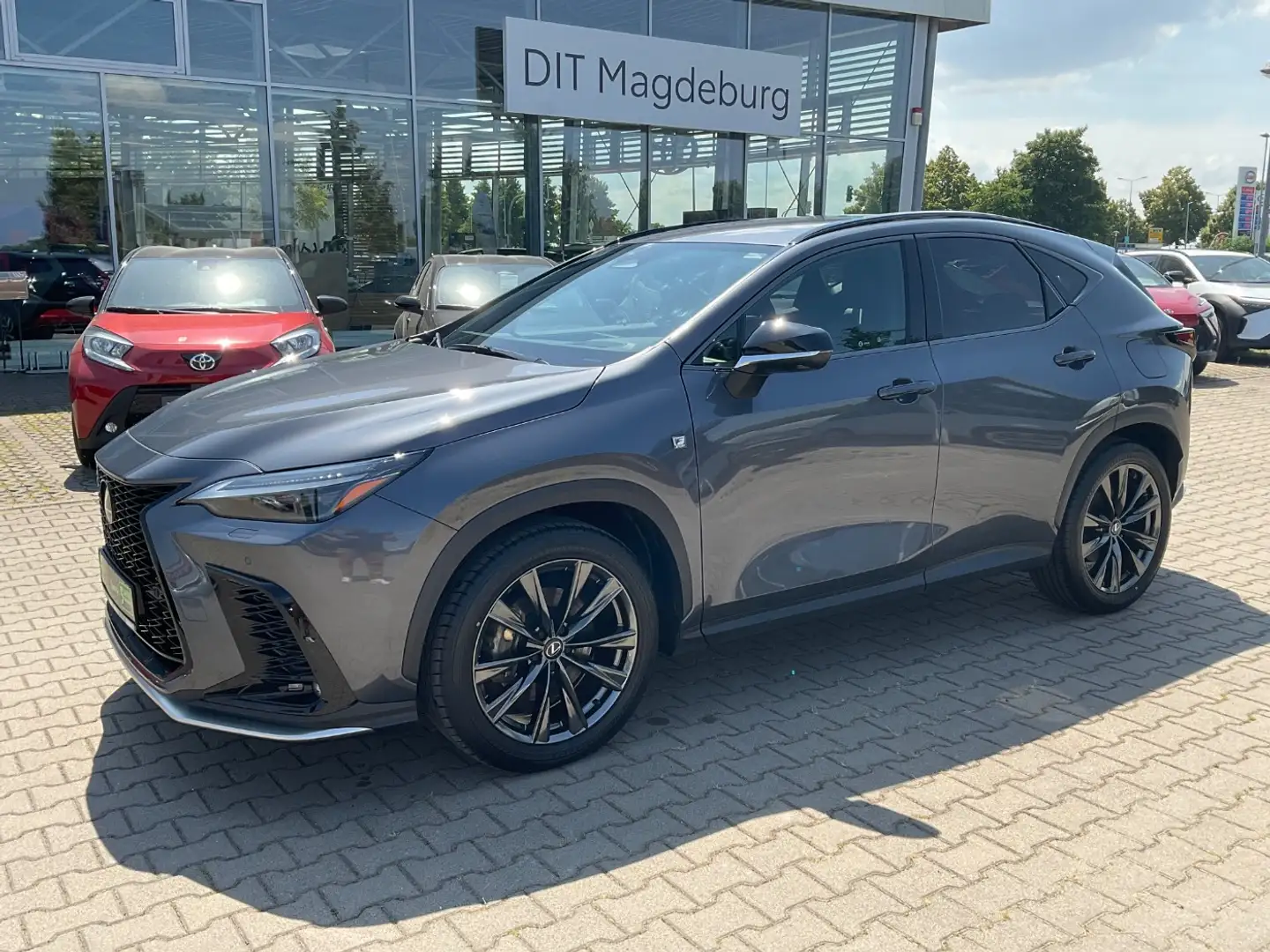Lexus NX 450h+ F Sport LED,Leder,Head UP,360 Kamera Grau - 2