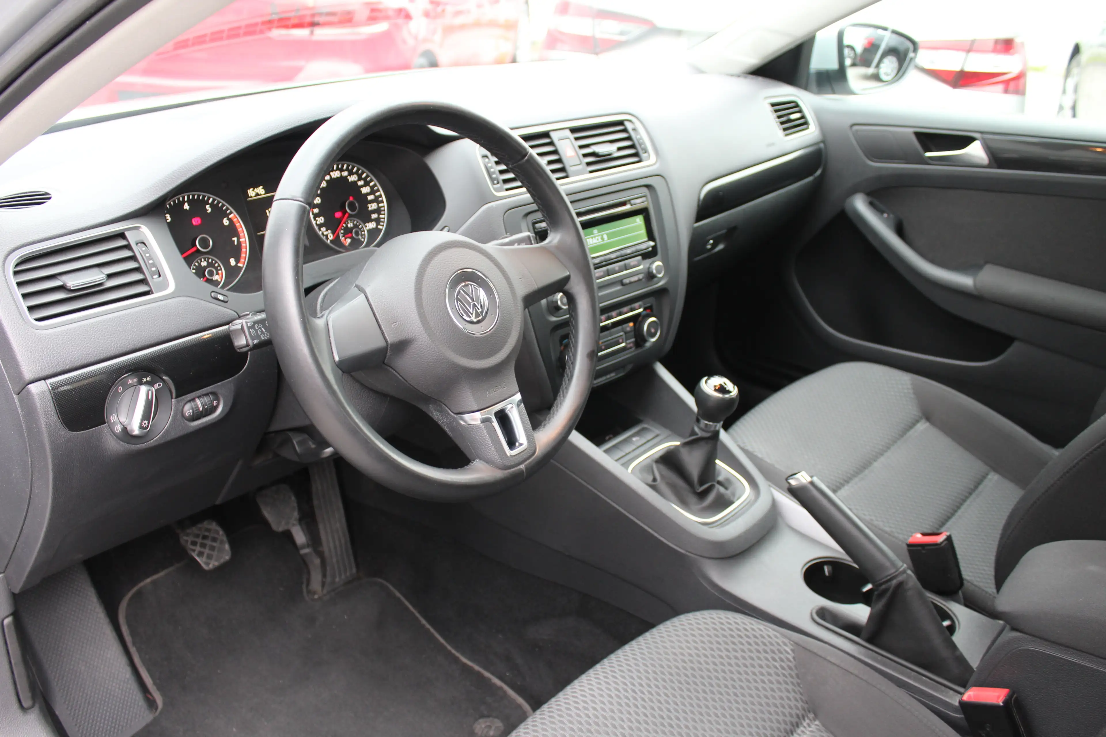 Volkswagen Jetta Comfortline TSI — photo 11