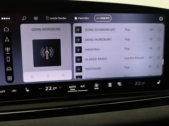 Audi A6 view 13