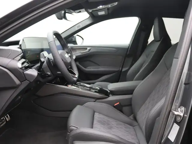 Audi A6 view 12
