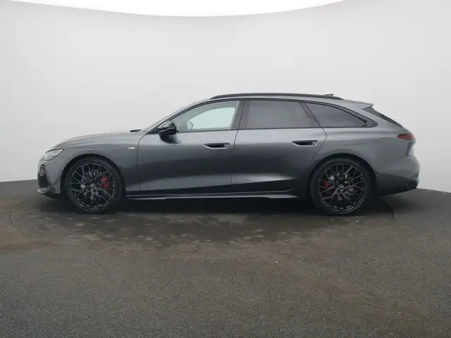 Audi A6 view 4