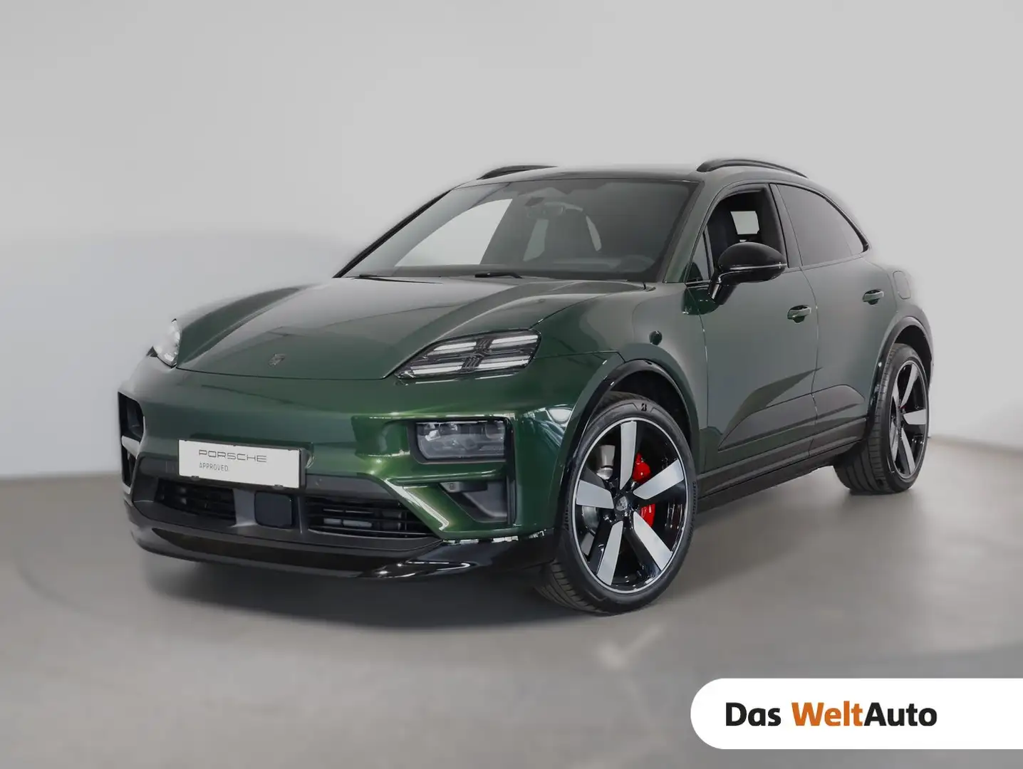 Porsche Macan Turbo Зелёный - 1