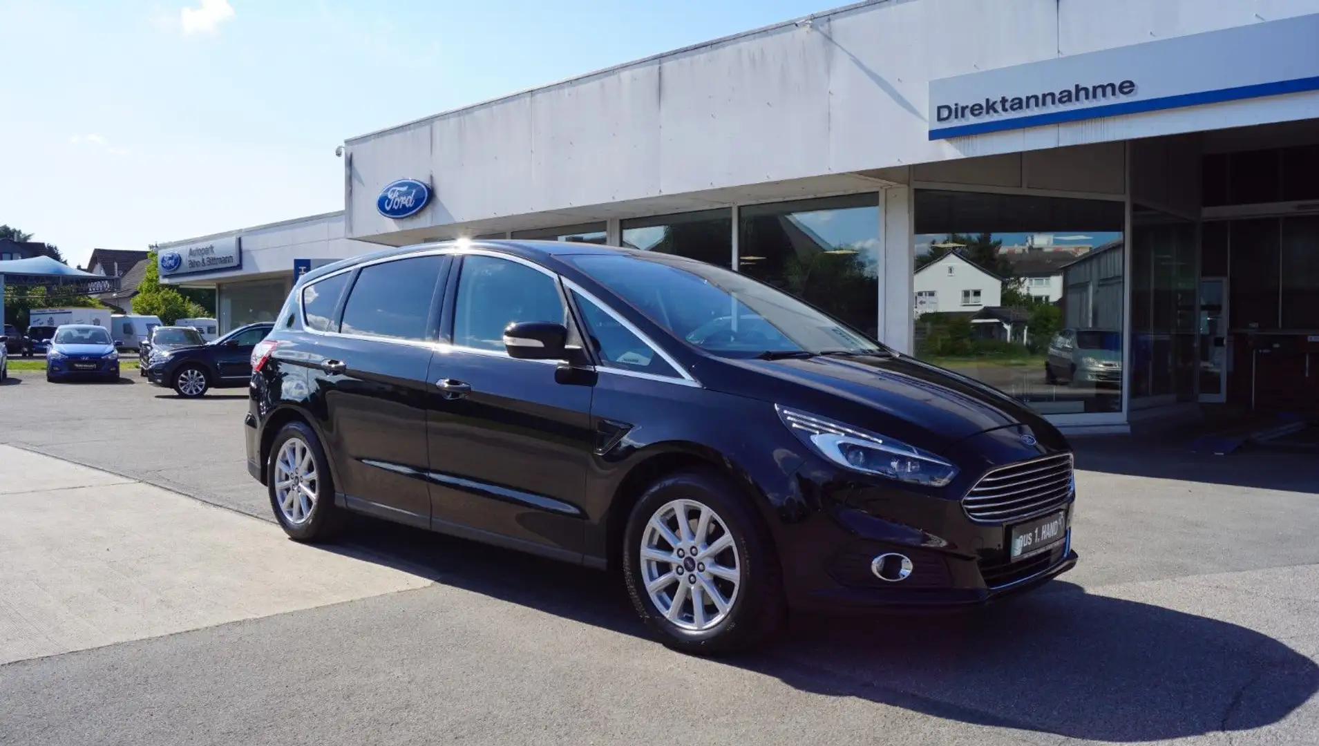 Ford S-Max 2.0 Titanium AHK+Pano+Leder+LED+Key+Am+Eu6 Noir - 1