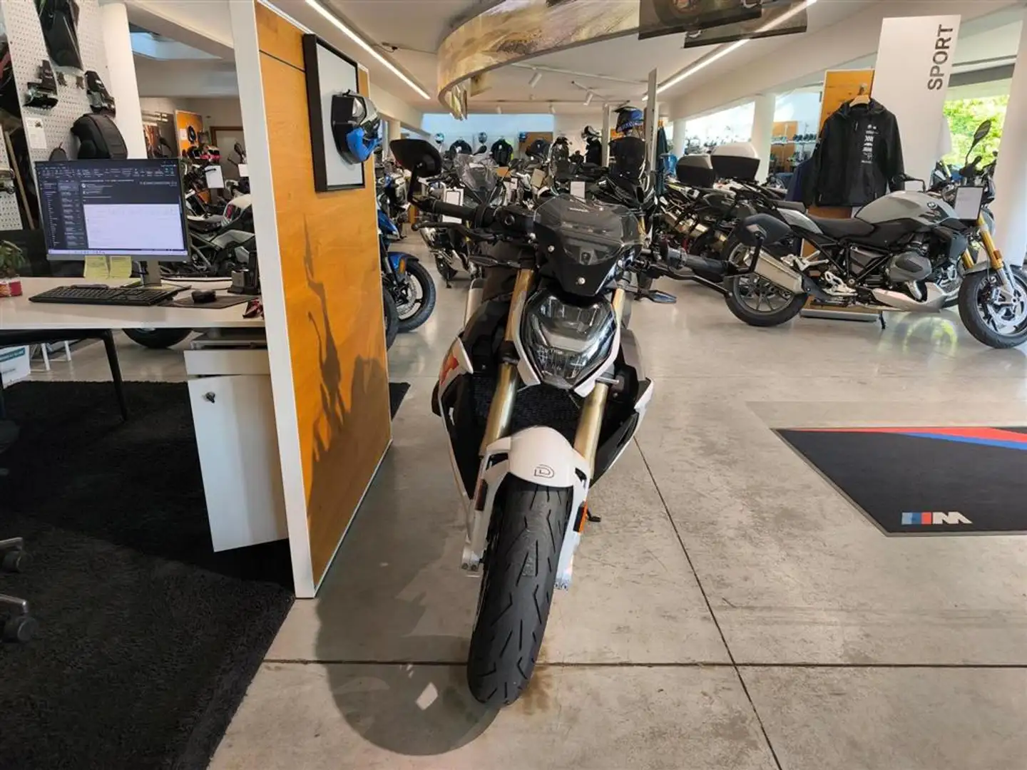 BMW S 1000 R 0 - 2