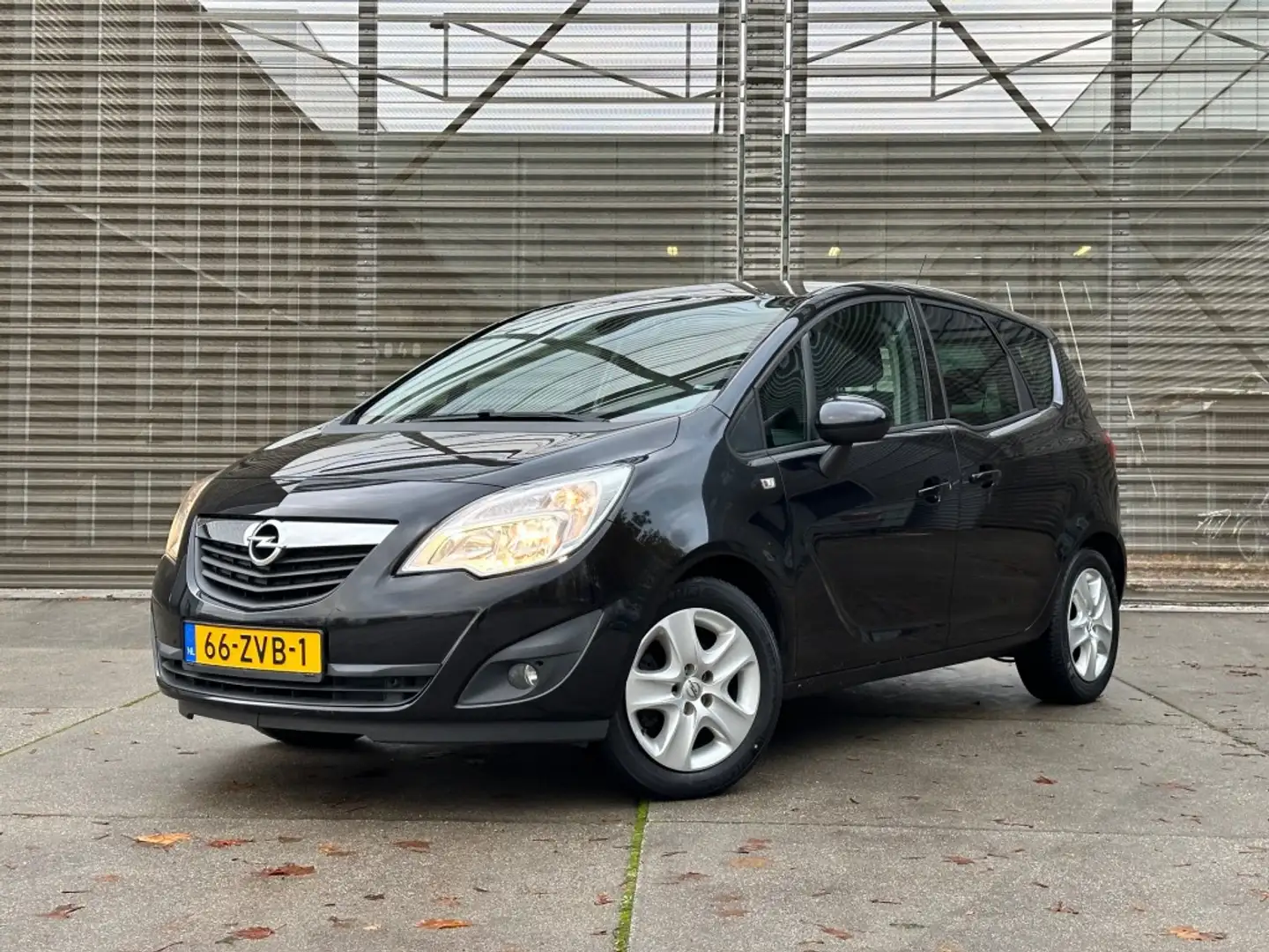 Opel Meriva 1.4 EDITION AIRCO !! APK 29-4-2025 !! Černá - 1