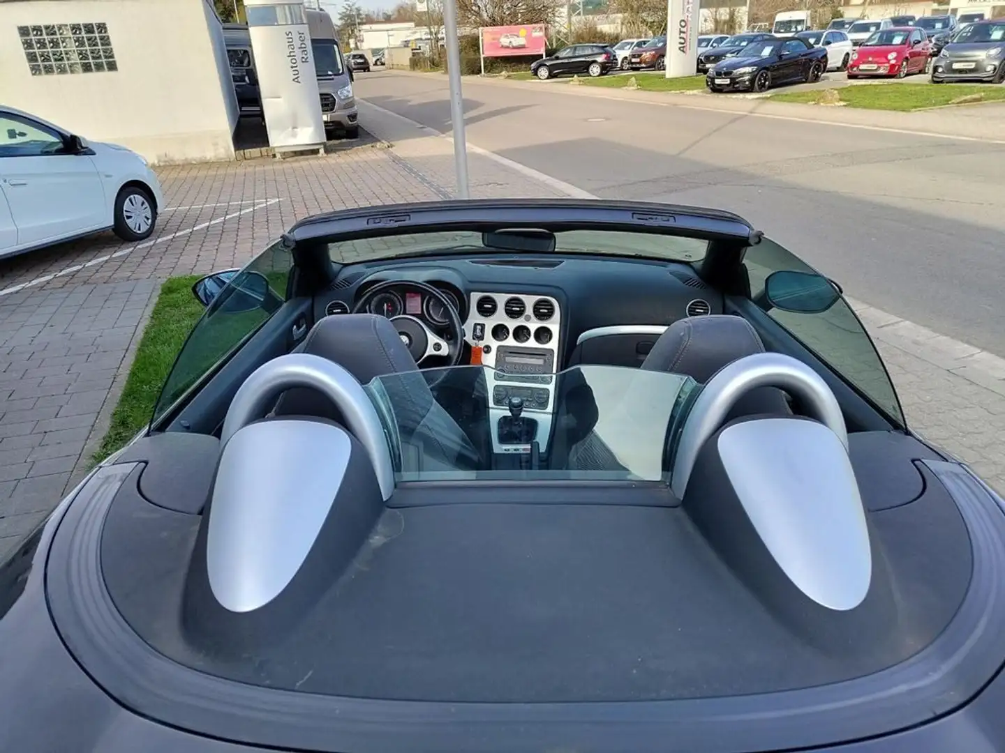 Alfa Romeo Spider 2.2 JTS Exclusive Nero - 2