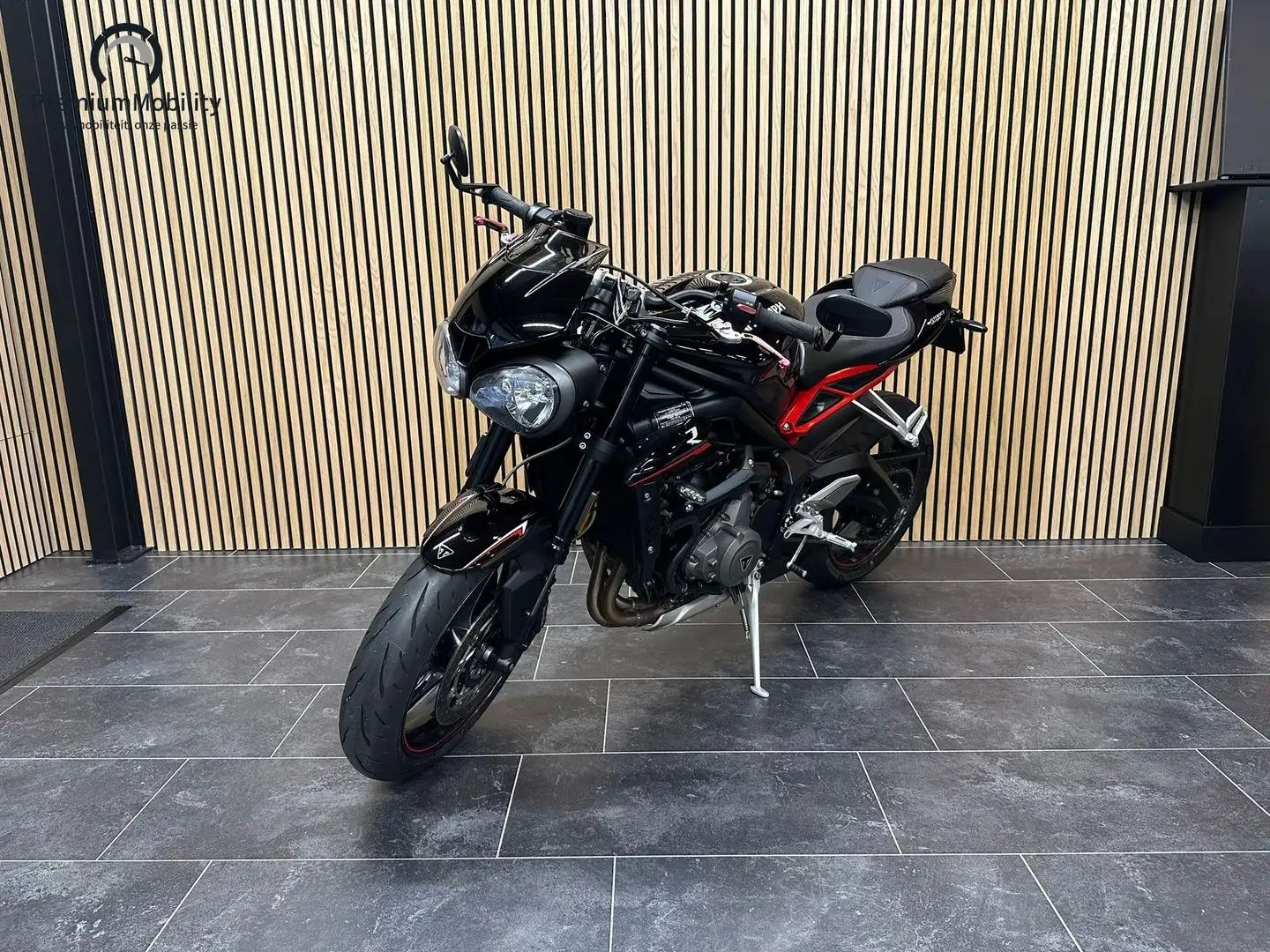 Triumph Street Triple 765 R Černá - 1