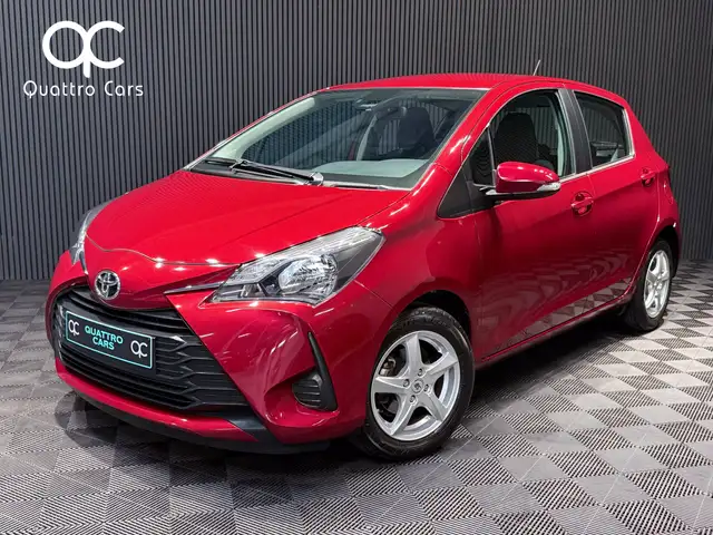 Toyota Yaris 1.0i VVT-i / 1e Main / Ecran / Bluetooth / Clim