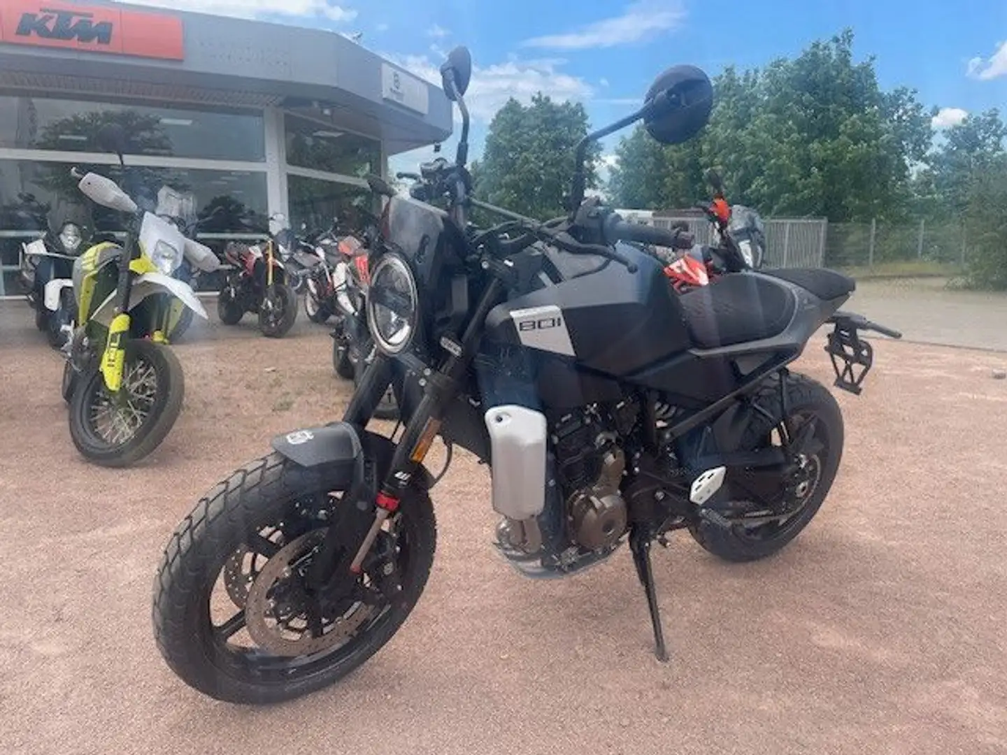 Husqvarna 801 Svartpilen 4 Jahre Garantie Schwarz - 2