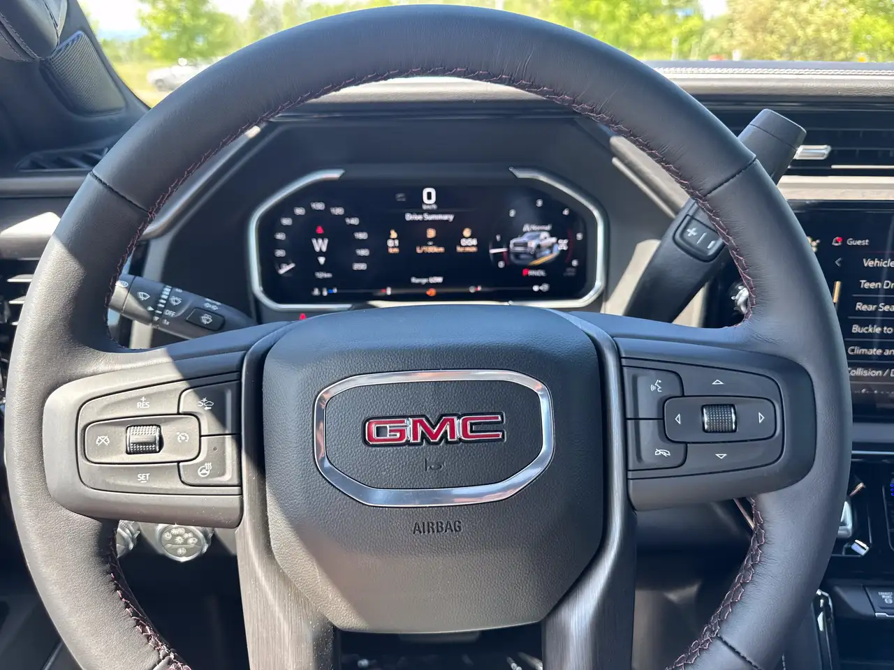 GMC Sierra 2500HD photo GMC Sierra 2500HD