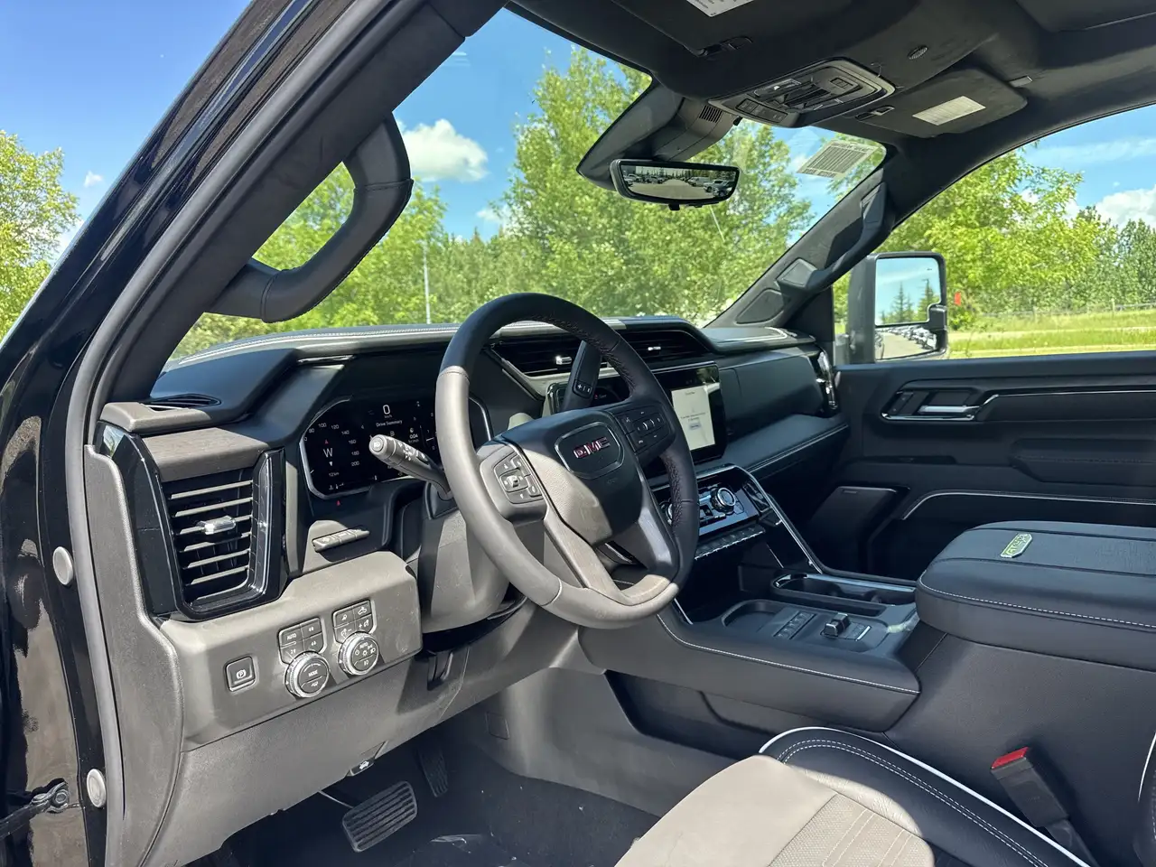 GMC Sierra 2500HD photo GMC Sierra 2500HD