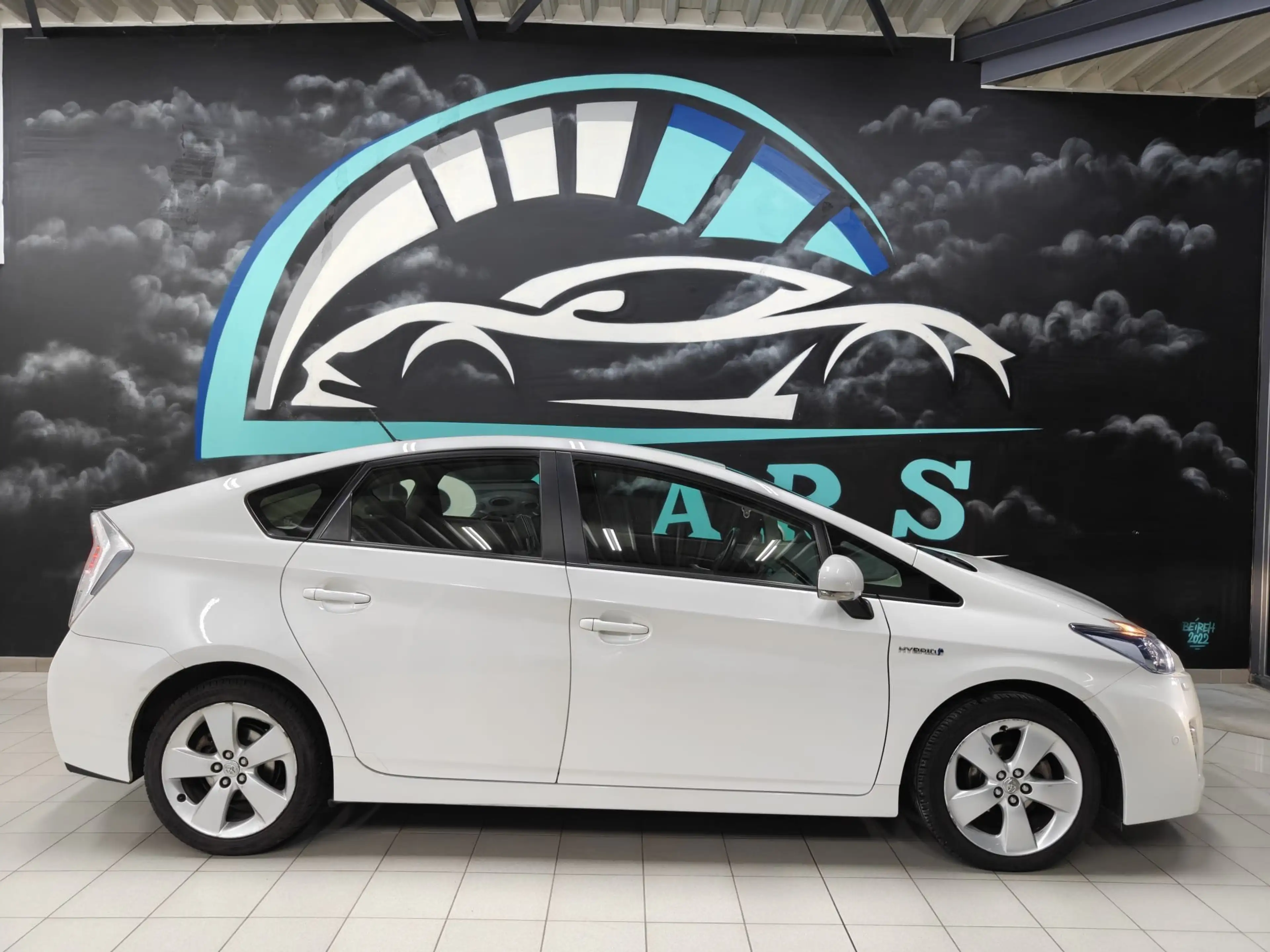 Toyota Prius Prius (Hybrid) Executive — photo 5