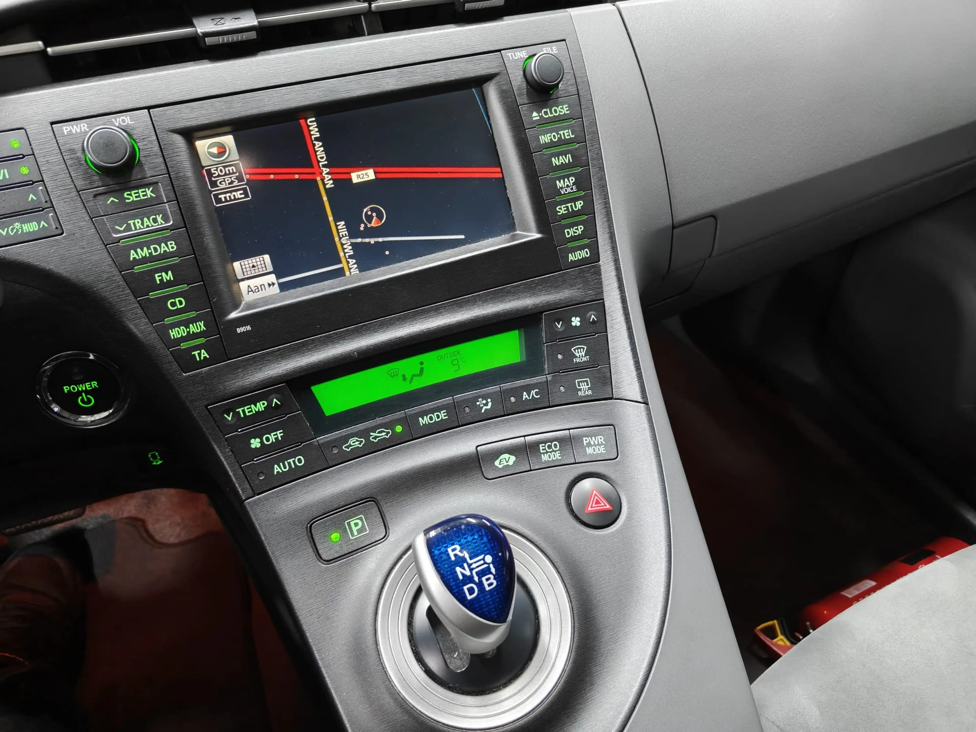 Toyota Prius Prius (Hybrid) Executive — photo 15