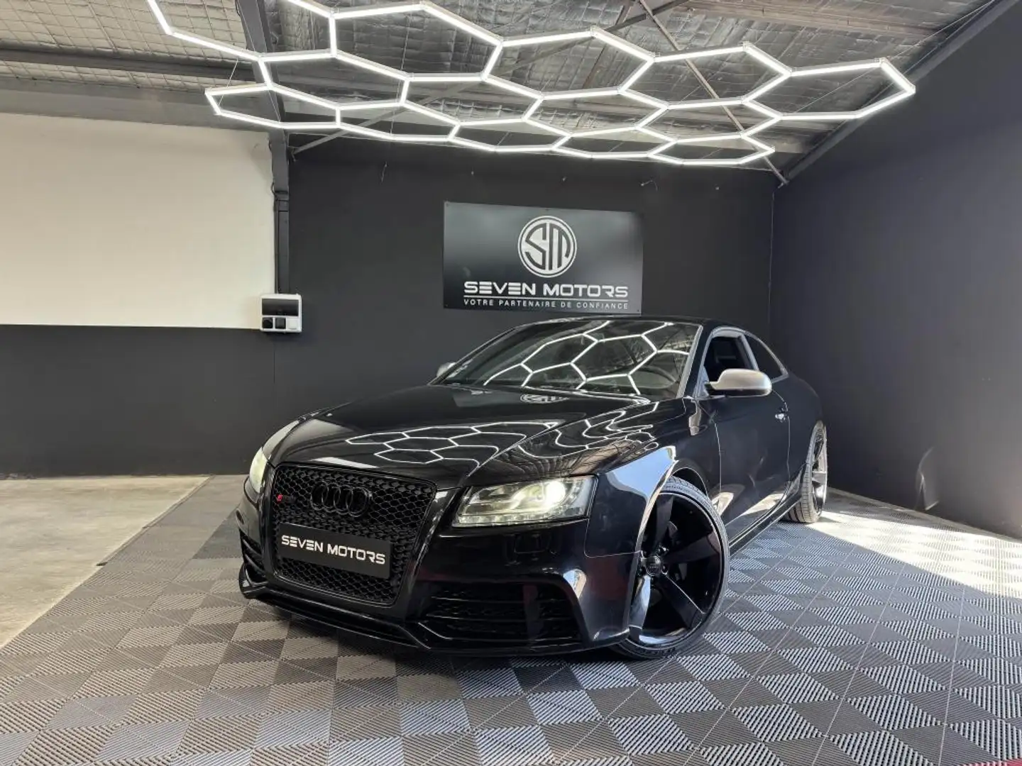 Audi RS5 Quattro 4.2 V8 450 ch  S-tronic 7  Toit Panoramiqu Noir - 1