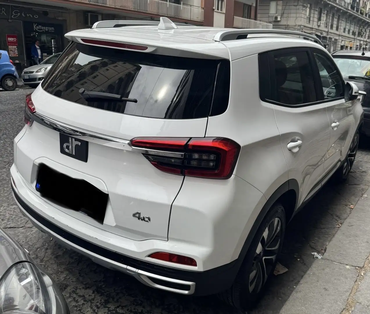 DR Automobiles DR4.0 tetto, interni in pelle, colore bianco, - 2