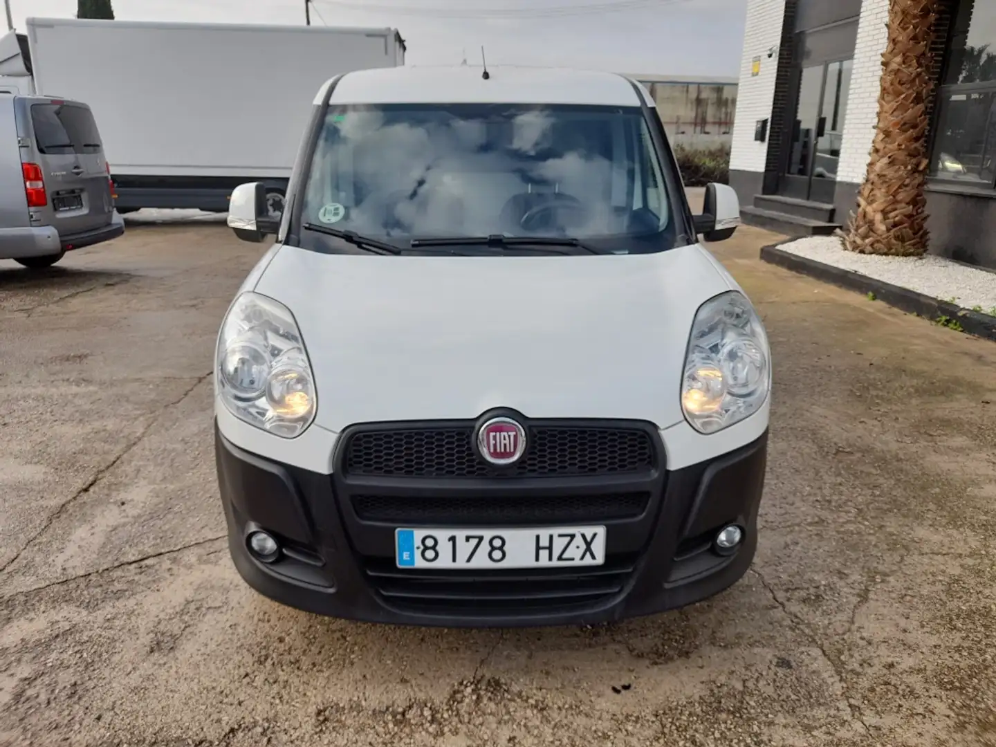 Fiat Dobló Cargo 1.6Mjt SX E5+ Weiß - 2