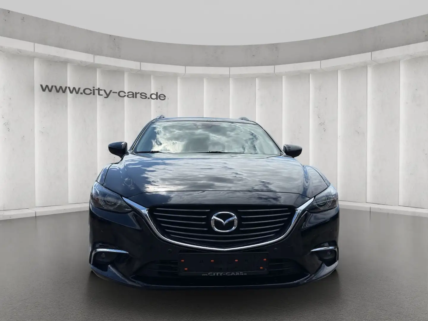 Mazda 6 Kombi Exclusive-Line+1.Hand*Scheckheft*AHK* Czarny - 2