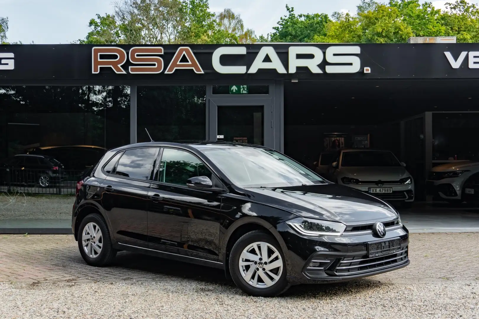Volkswagen Polo 1.0 TSI Style|KeyLess|CarPlay|Camera|Full Option Noir - 1