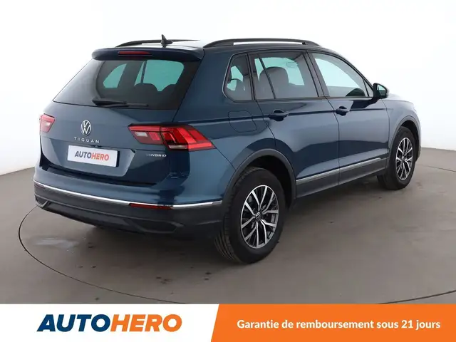 Volkswagen Tiguan view 6