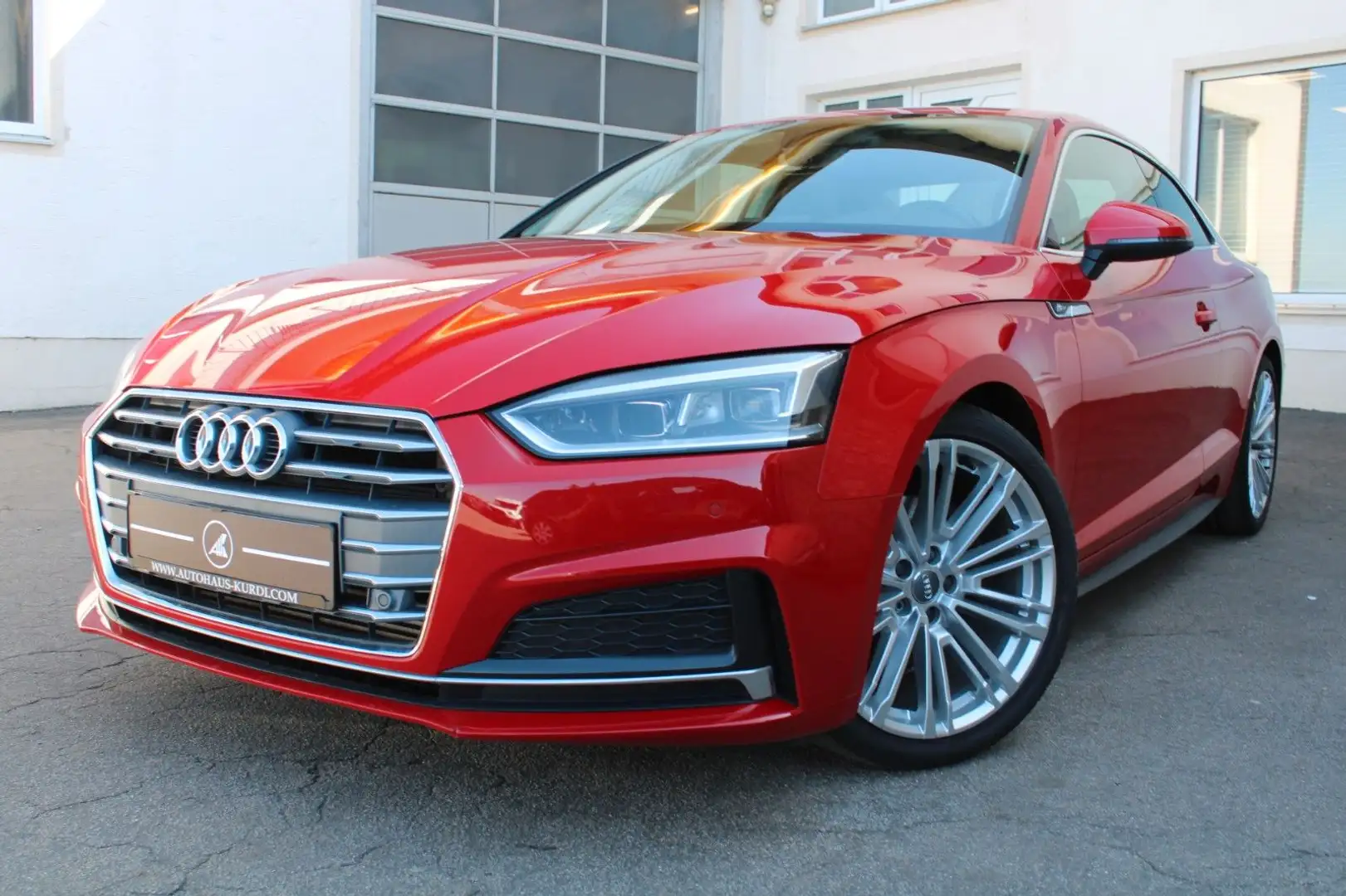 Audi A5 Coupe 40 TFSI S-Line VIRTUAL LED KEYGO KAMERA Rot - 1