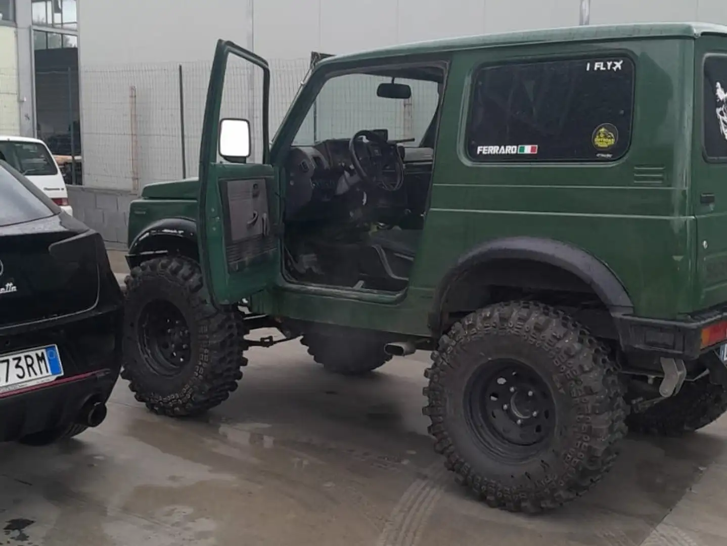 Suzuki SJ Samurai off road - 2