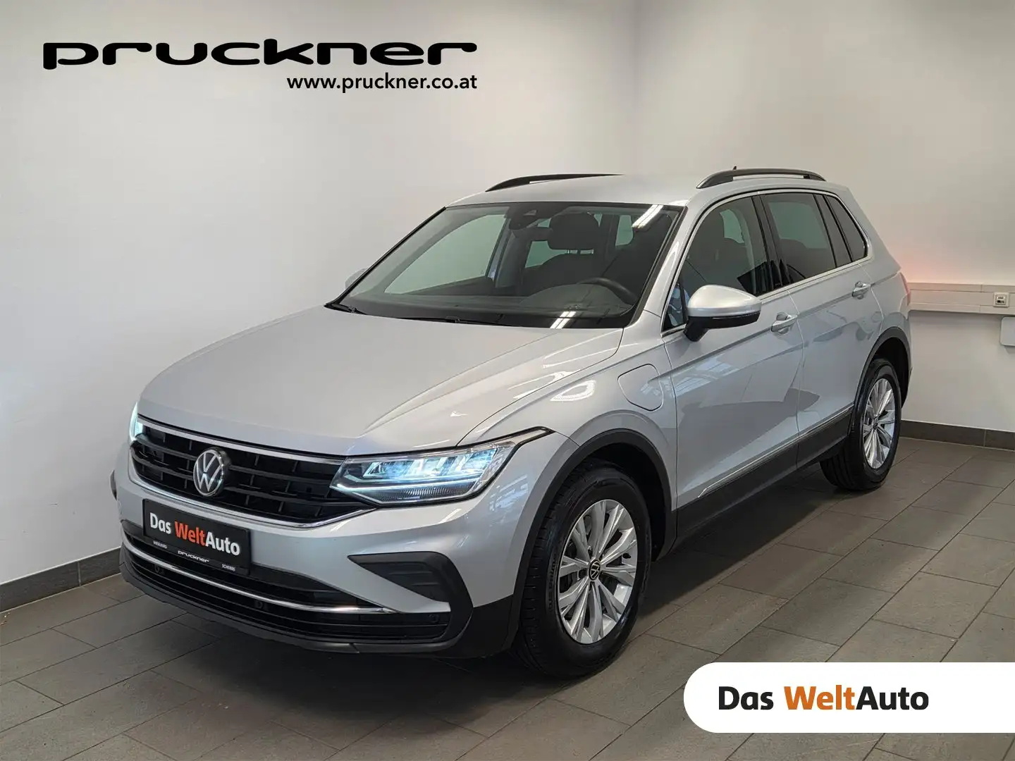 Volkswagen Tiguan Life eHybrid DSG Silber - 1